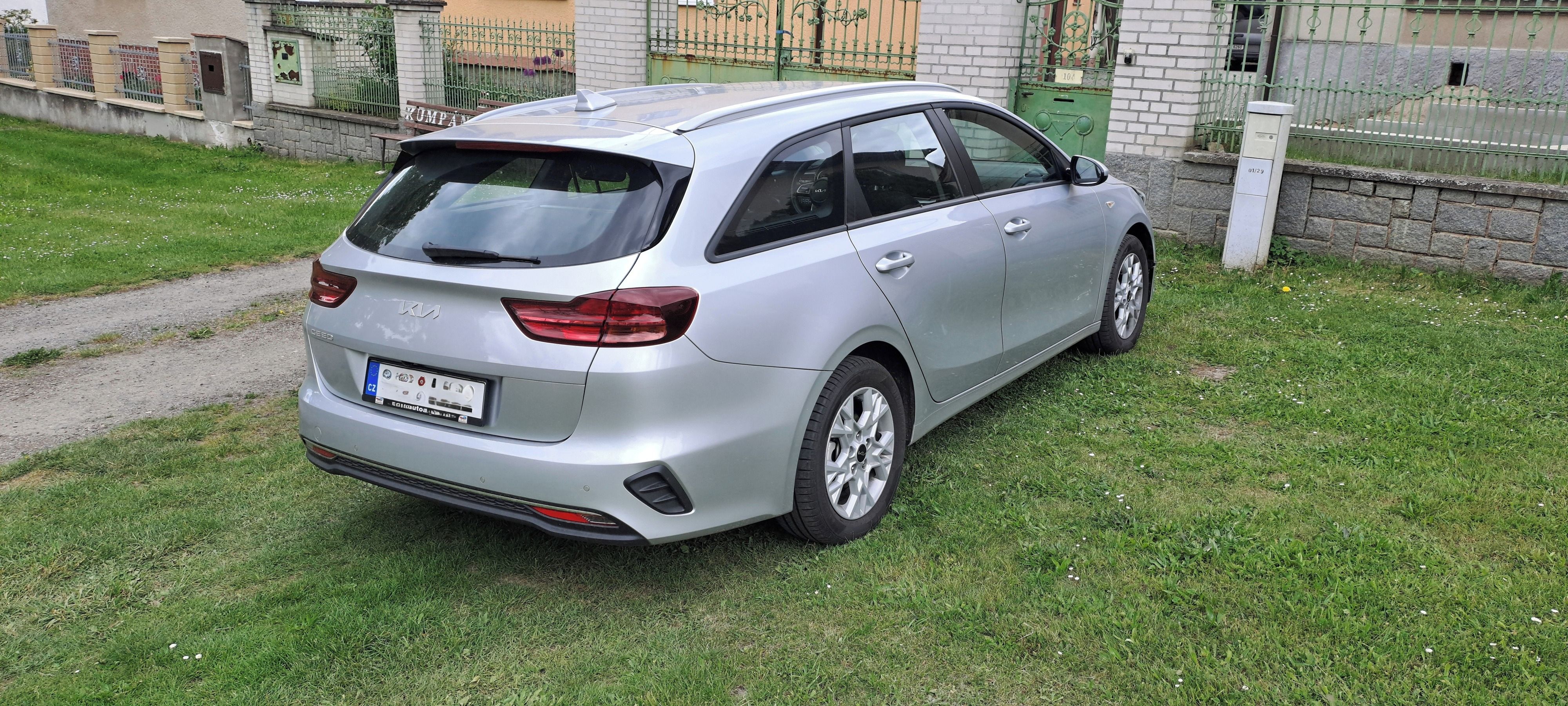 Kia Cee´d, SW CD 1,5 T-GDi GPF SPIN - fotka 2