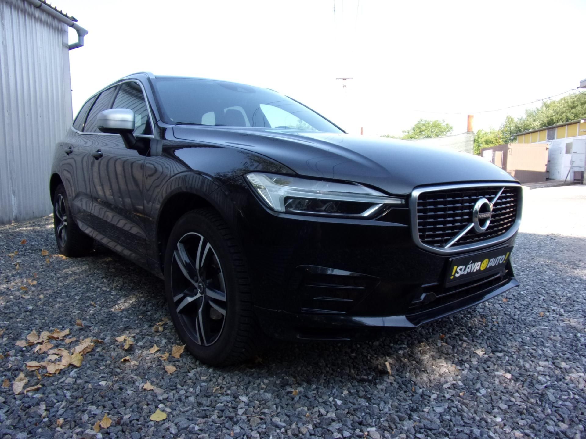 Volvo XC60, 2.0D4 140kW AWD R-LINE 148 000 - fotka 3