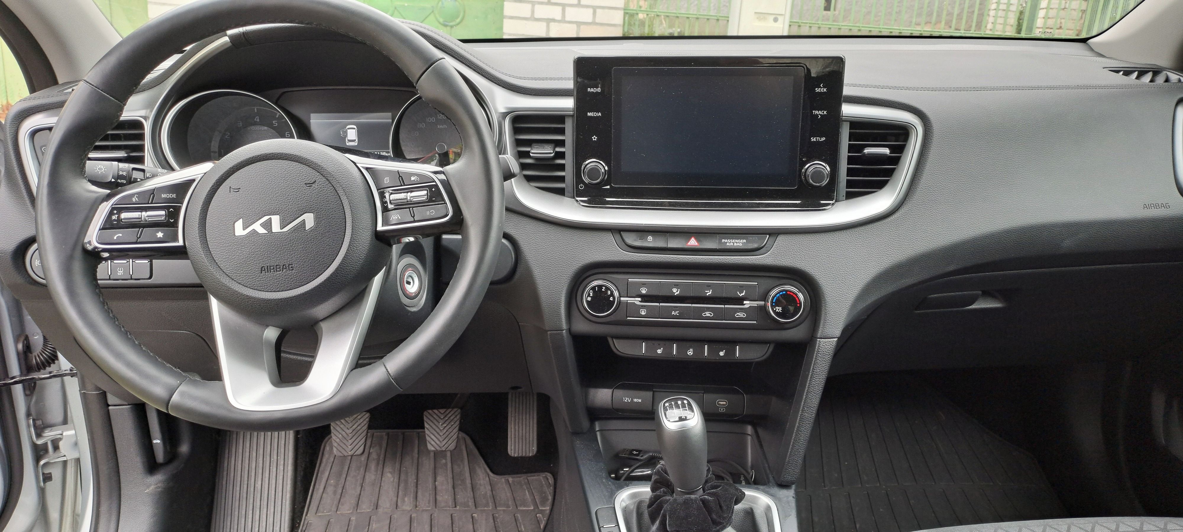 Kia Cee´d, SW CD 1,5 T-GDi GPF SPIN - fotka 5