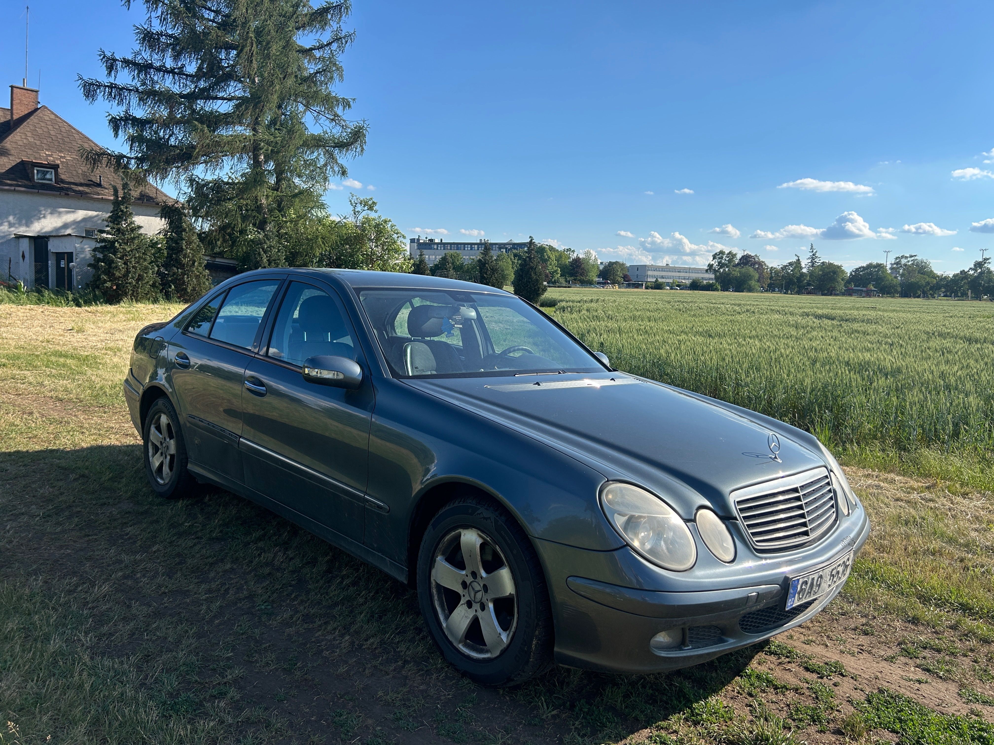Mercedes-Benz Třídy E, 2.2 cdi 4matic w211 avantgardě - fotka 3