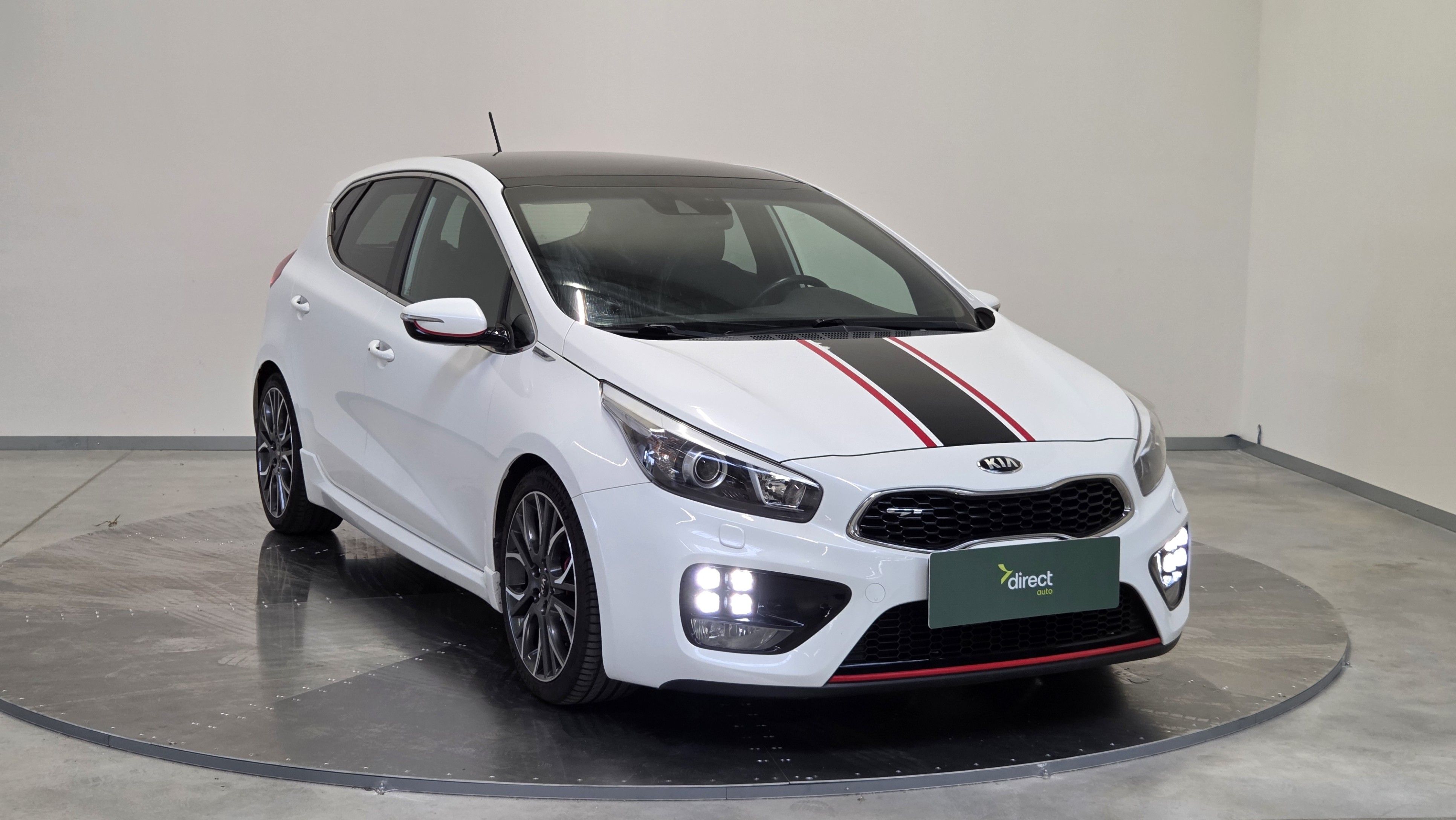 Kia Cee´d, 1.6 T-GDI 150 kW GT-Track - fotka 2
