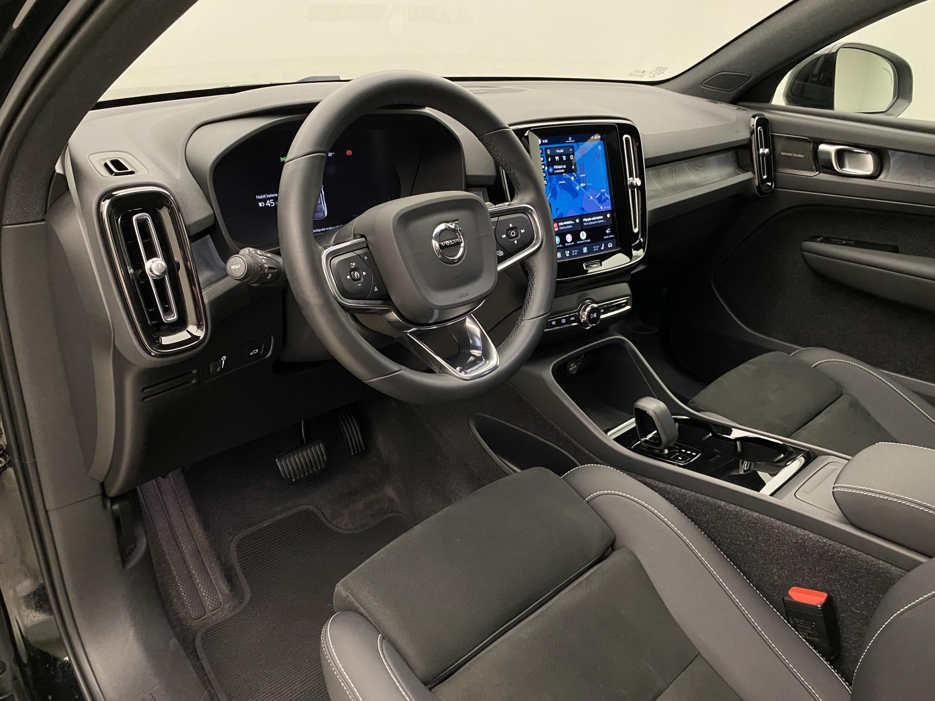 Volvo C40, PURE ELECTRIC TWIN ENGINE PLUS - fotka 4