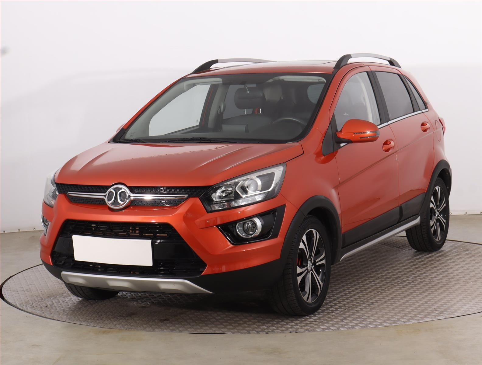 BAIC Senova X25, 1.5, Automat, Kůže - fotka 2