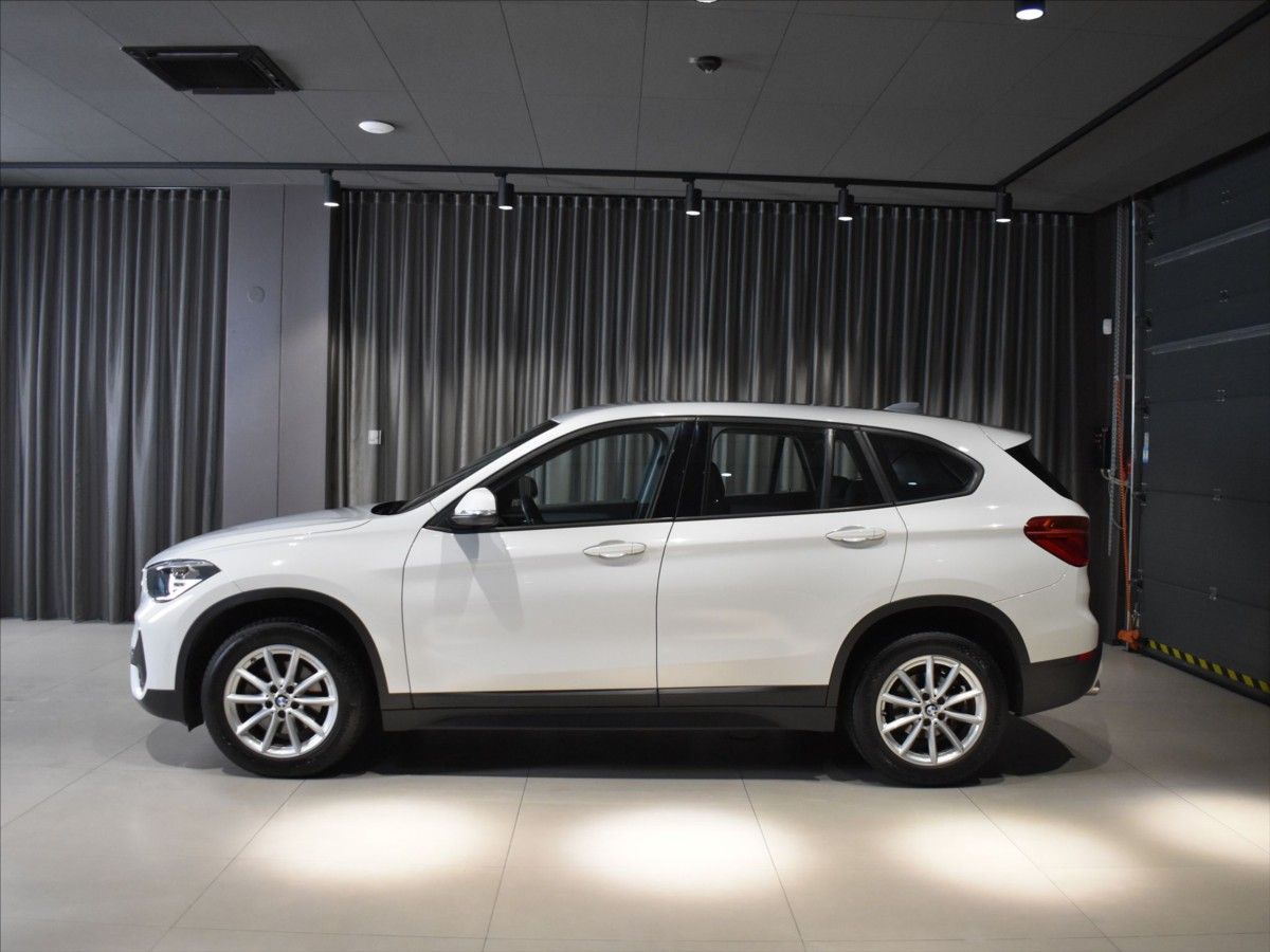 BMW X1, 2,0 118D - fotka 3