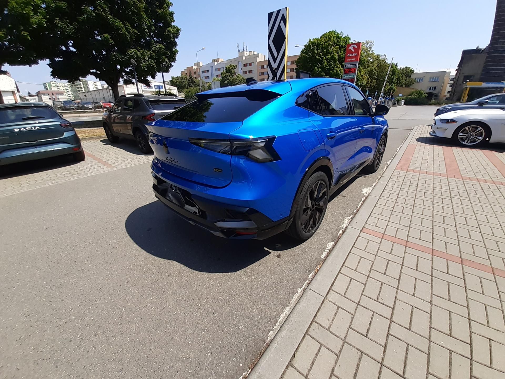 Renault Rafale, esprit Alpine hybrid 200 - fotka 4