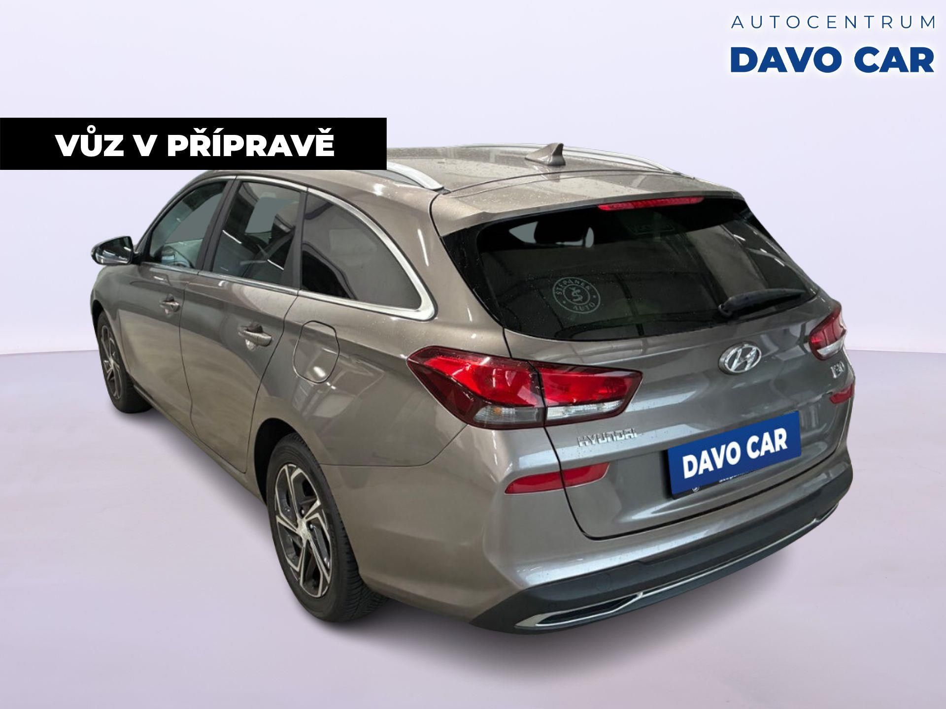 Hyundai i30, 1,0 T-GDI 88kW Style DCT CZ DP - fotka 4