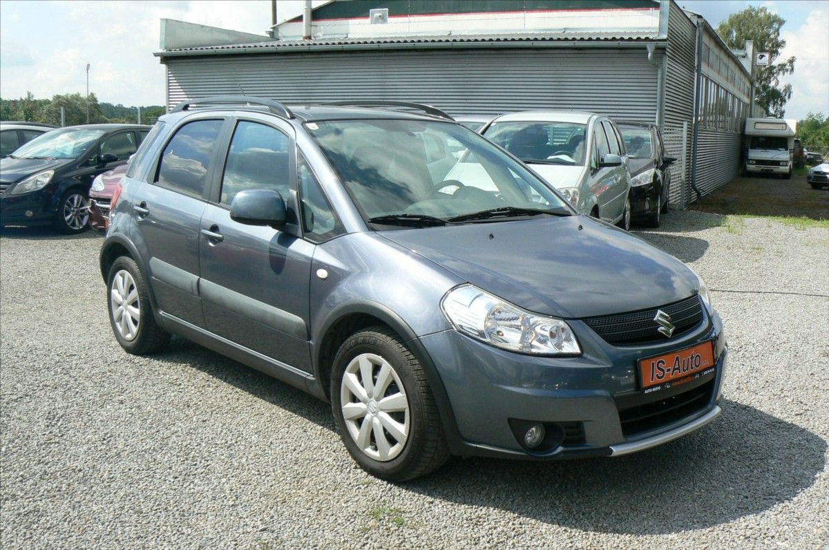 Suzuki SX4, 1,6 GL Crossline 4x2 - fotka 2