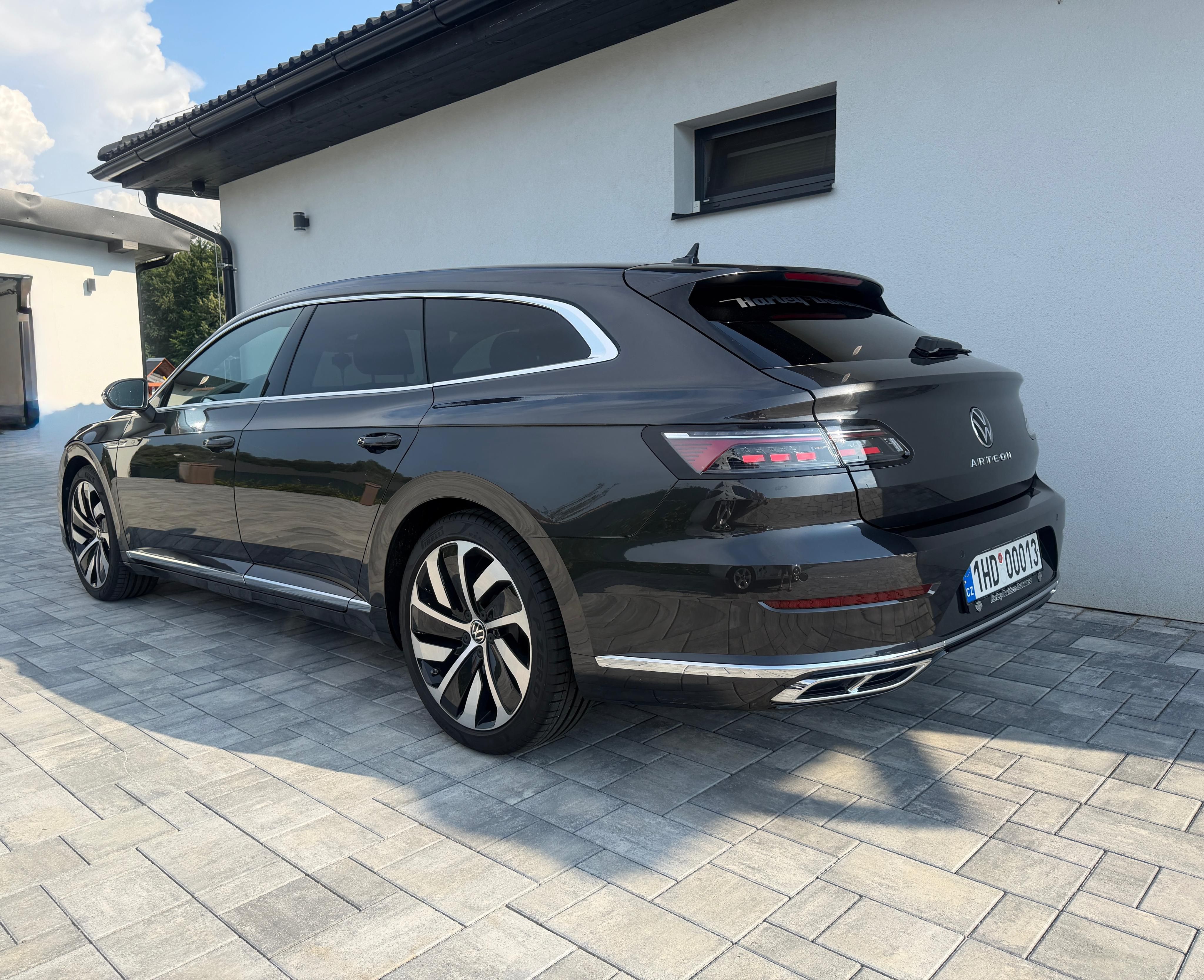 Volkswagen Arteon Shooting Brake, R-Line 2.0 Tsi 140Kw vw záruka - fotka 3