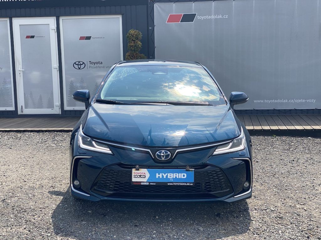 Toyota Corolla, 1.8HEV, ČR, Executive, DPH - fotka 3