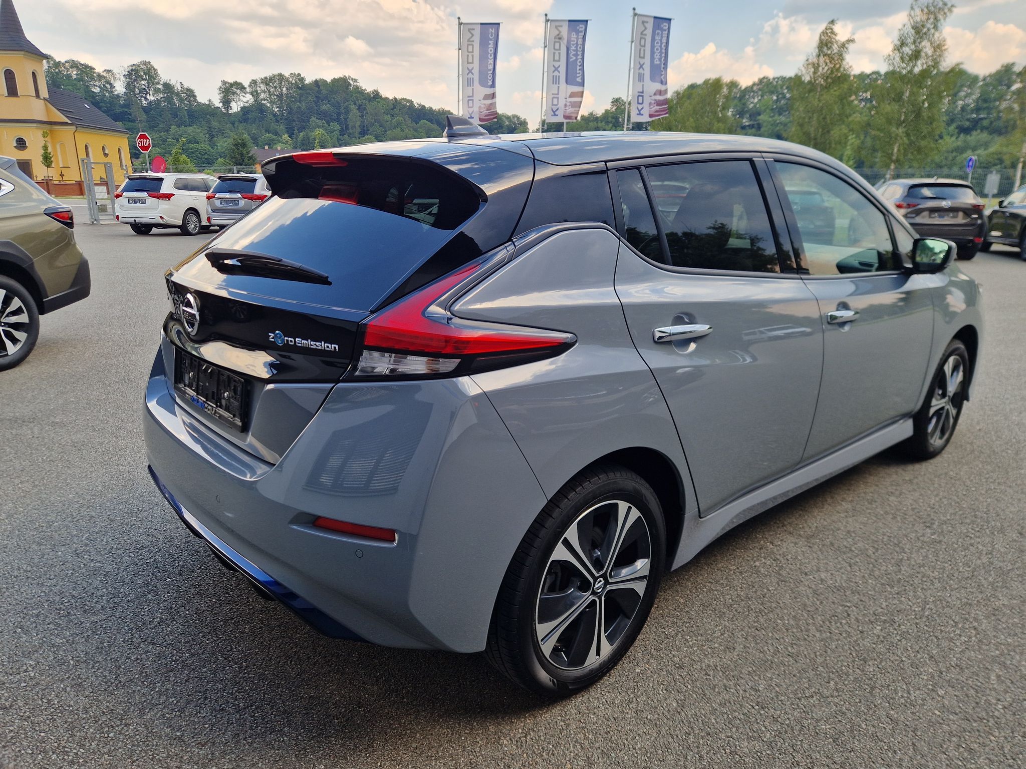 Nissan LEAF, 62 kW Tekna - fotka 5