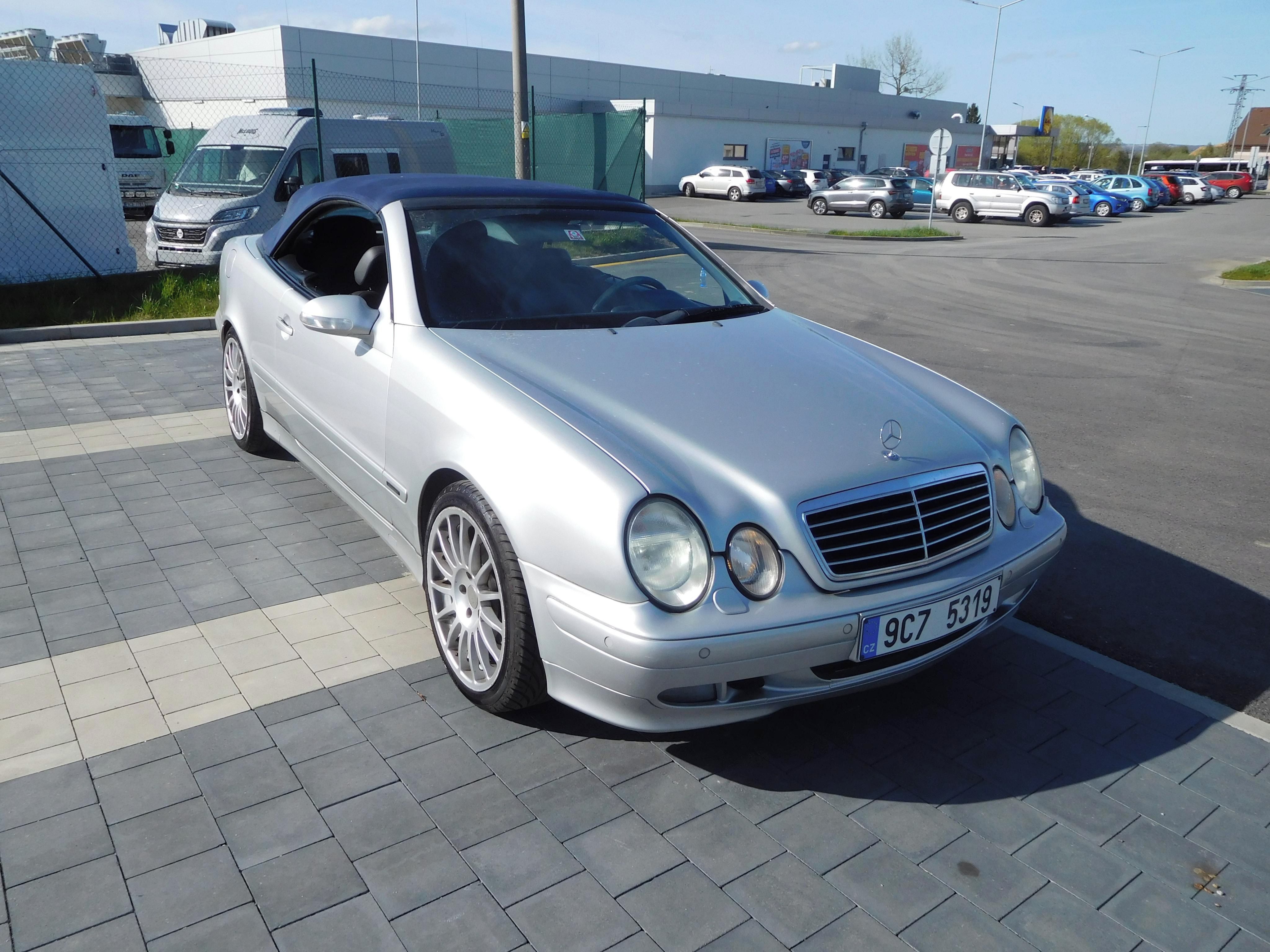 Mercedes-Benz CLK, 2.0i Cabrio, 100 kW, Kůže - fotka 2