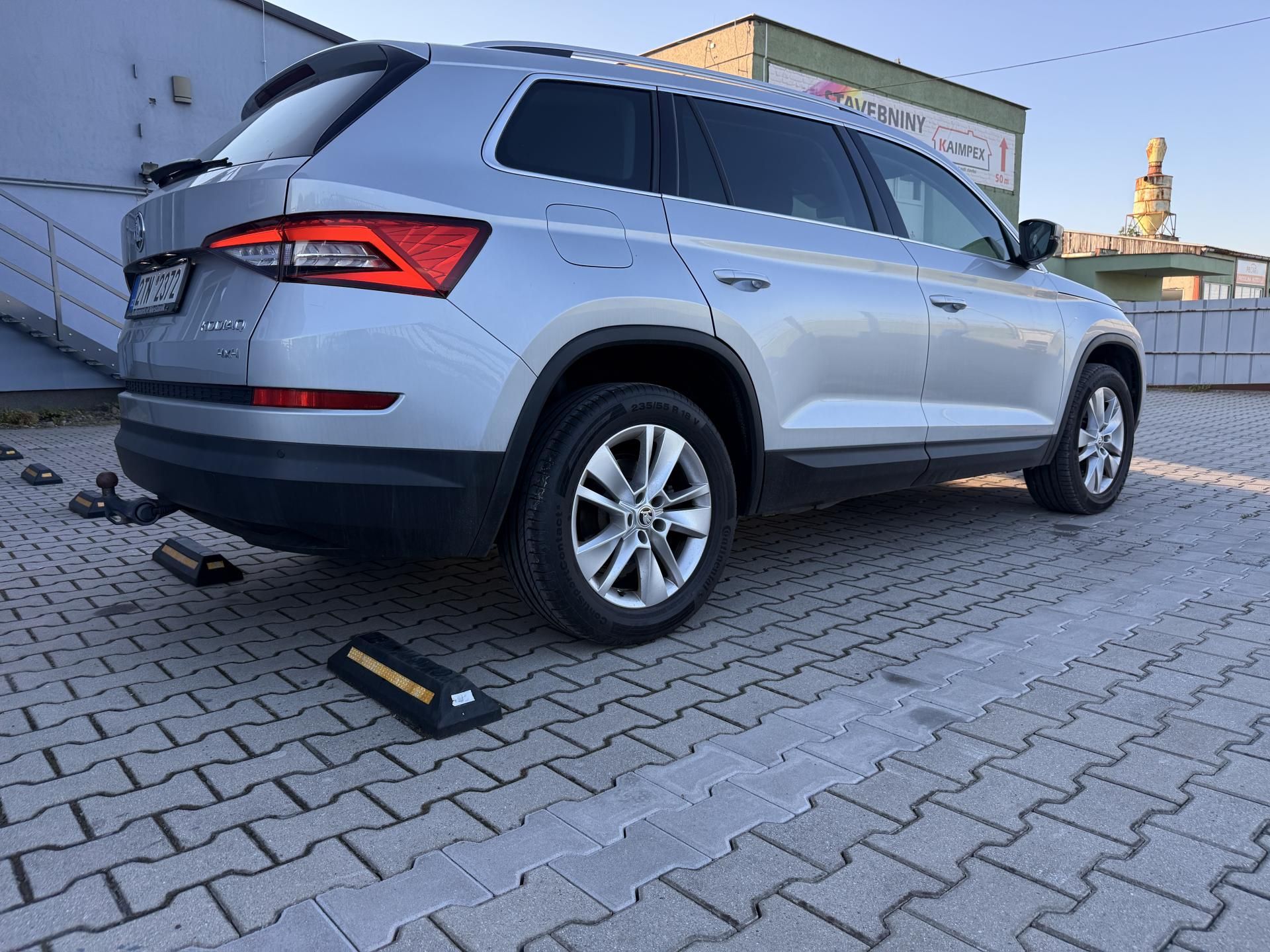 Škoda Kodiaq, 2,0TDi 140kw DSG 4x4 Style - fotka 5