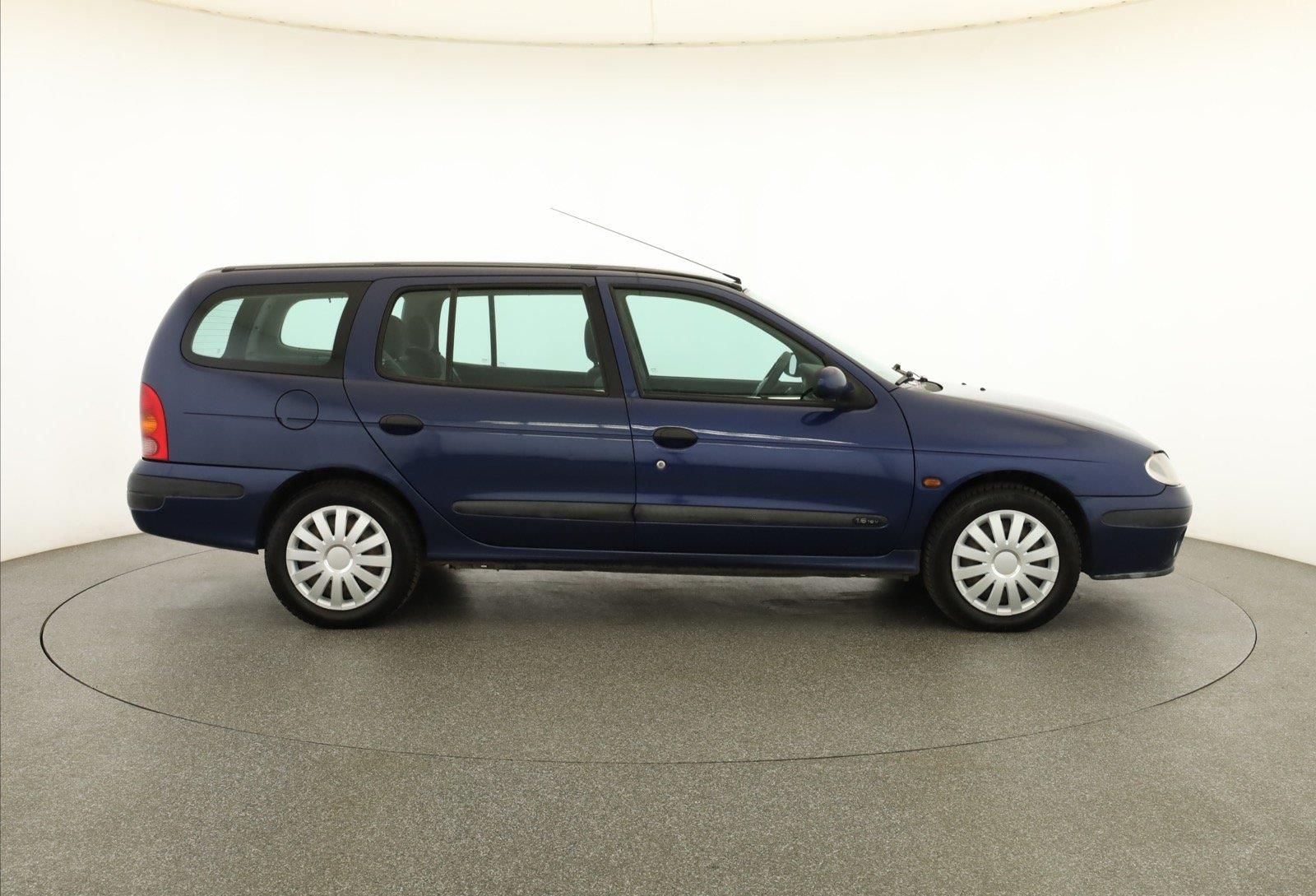 Renault Mégane, 1.6 16V , Klima, rezervace - fotka 6