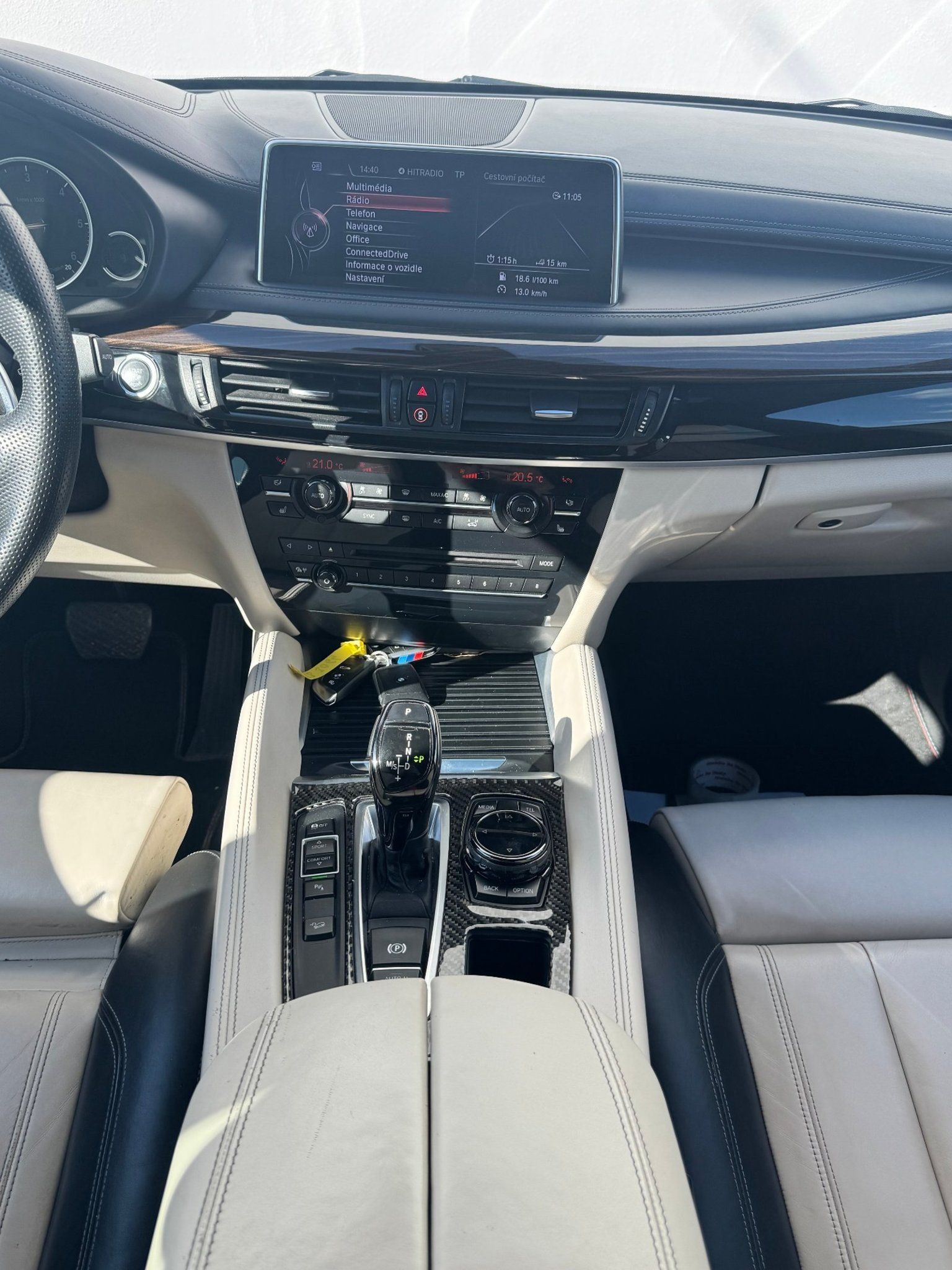 BMW X6, BMW X6 3.0 xDrive30d 190kw - fotka 6