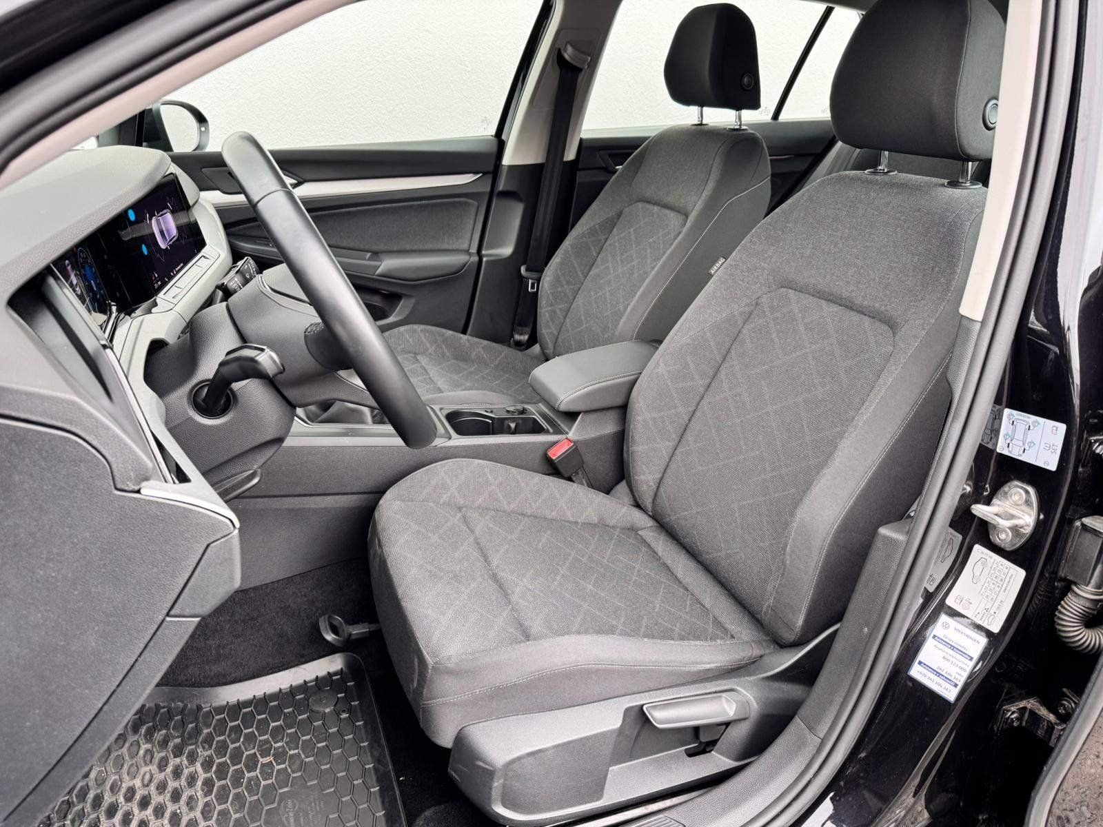 Volkswagen Golf, Golf 1.0 TSI / 81 kW / Life - fotka 6