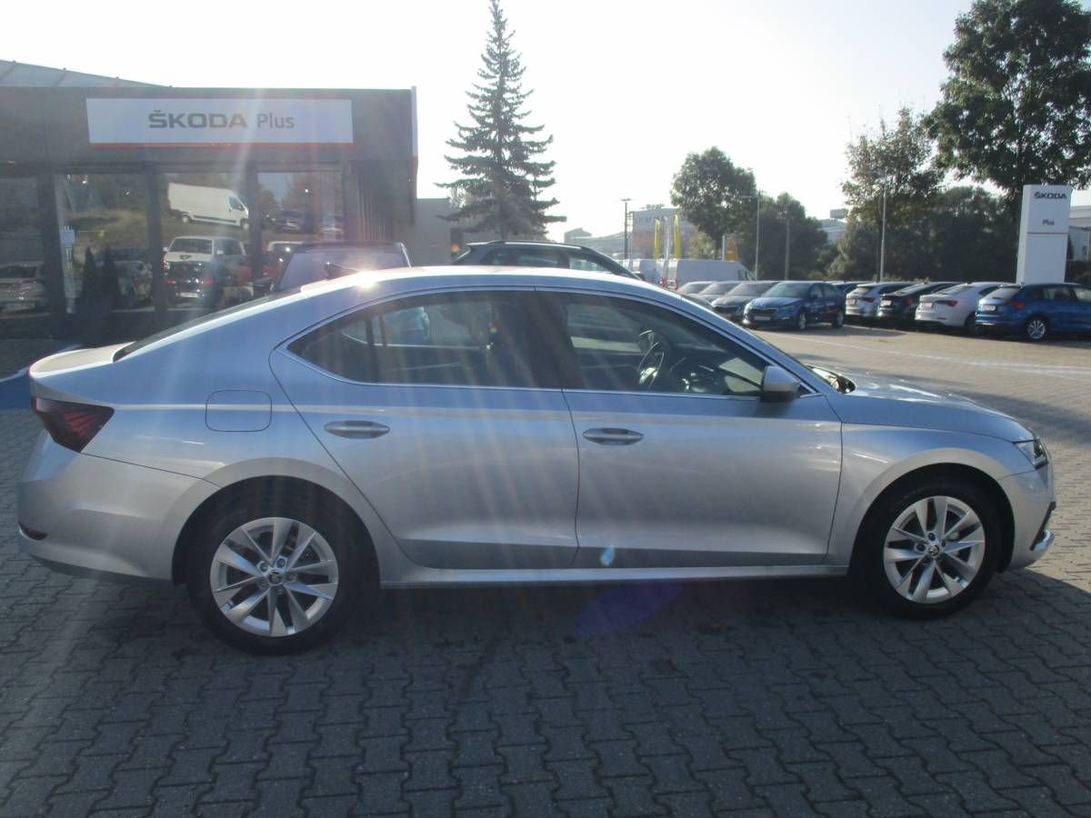 Škoda Octavia, liftback Style 2,0TDI/110kW DS - fotka 4