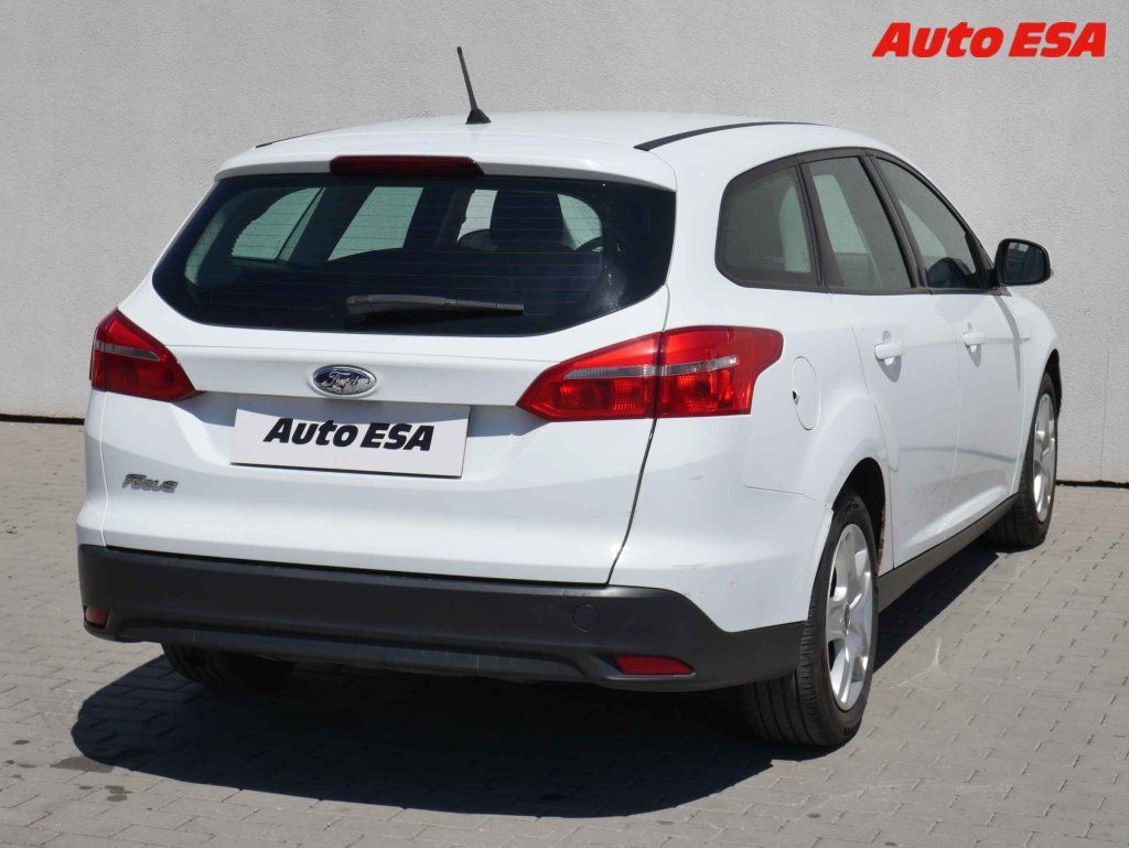 Ford Focus, 1.5TDCi,2.maj,ČR - fotka 4
