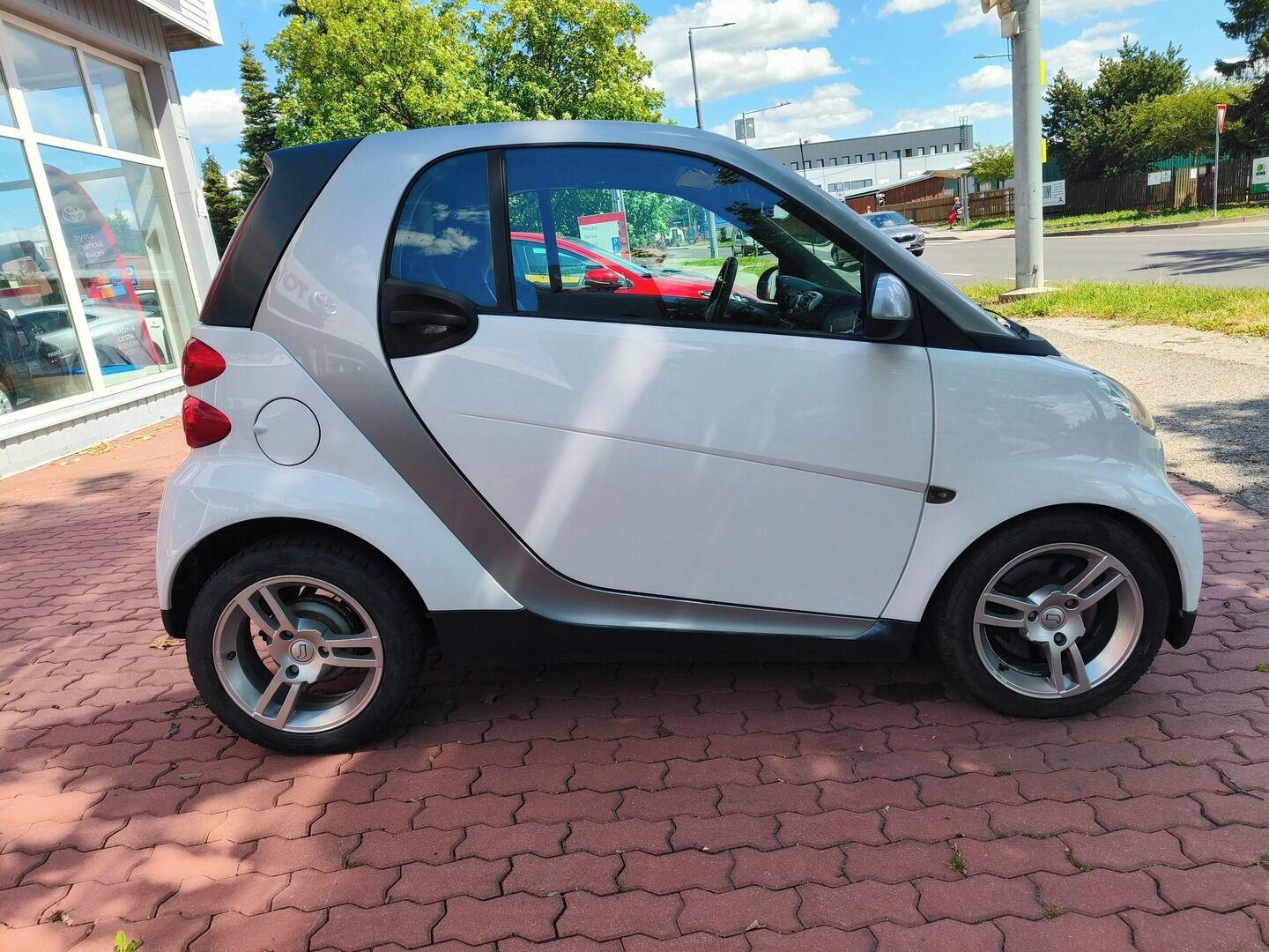 Smart Fortwo, Smart Fortwo 1.0 benzín 45kw - fotka 6