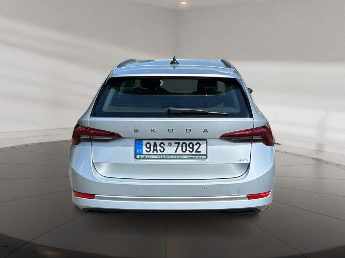Škoda Octavia, 2,0 TDI 110 4x4 Ambition DSG - fotka 5