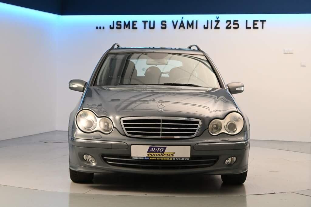 Mercedes-Benz Třídy C, 1.8 200 KOMPRESOR i - fotka 3