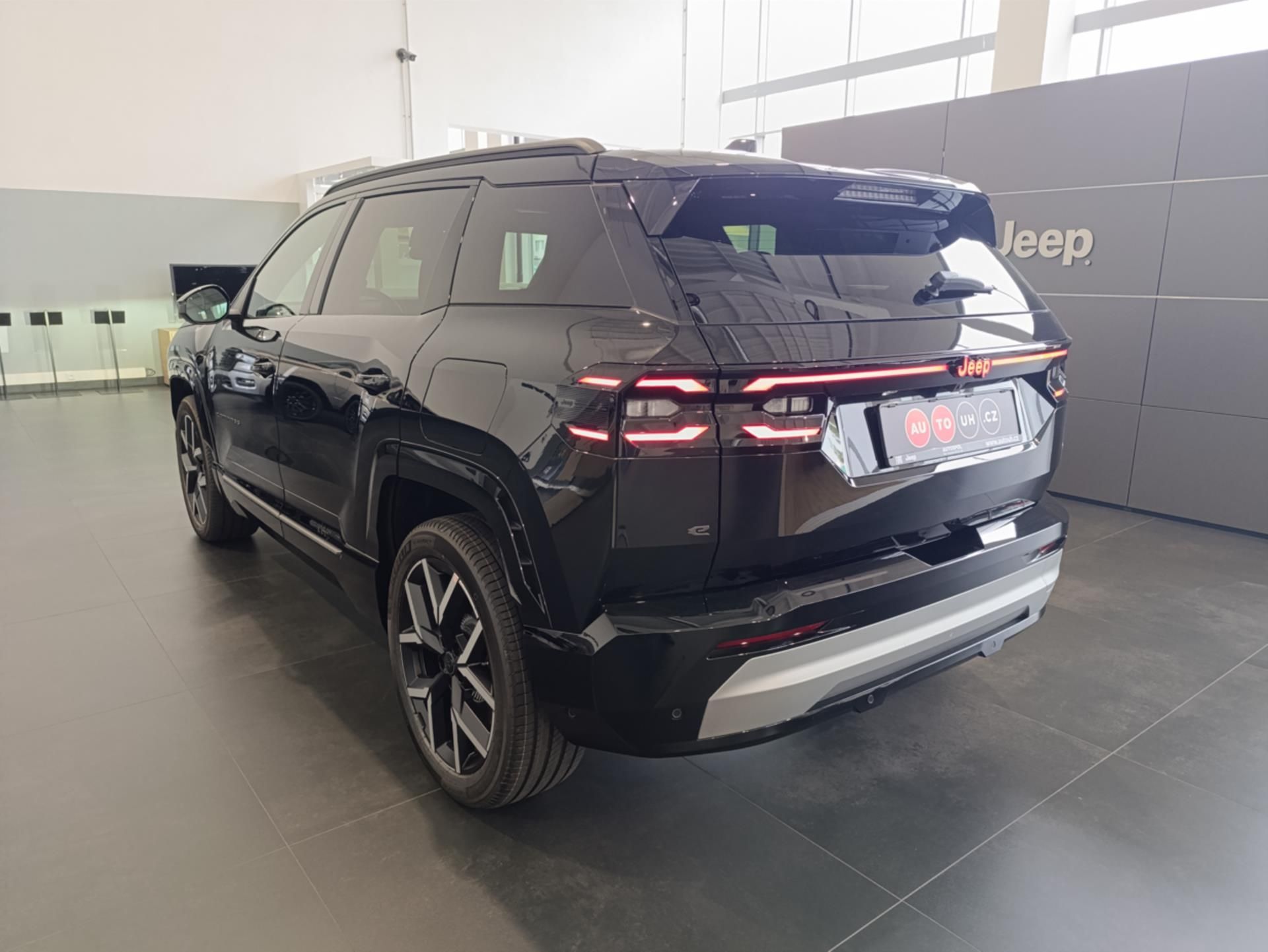 Jeep Compass, 1,6 Plug-in Hybrid 225k  Summi - fotka 4