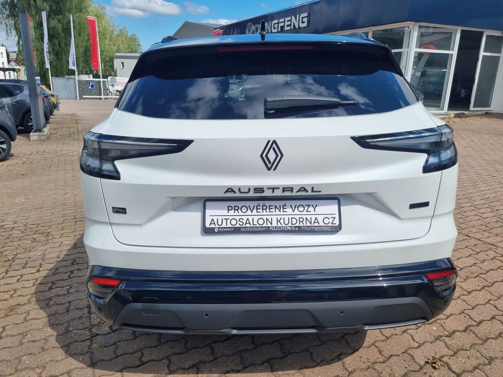 Renault Austral, ESPRIT ALPINE full hybrid 200 - fotka 6
