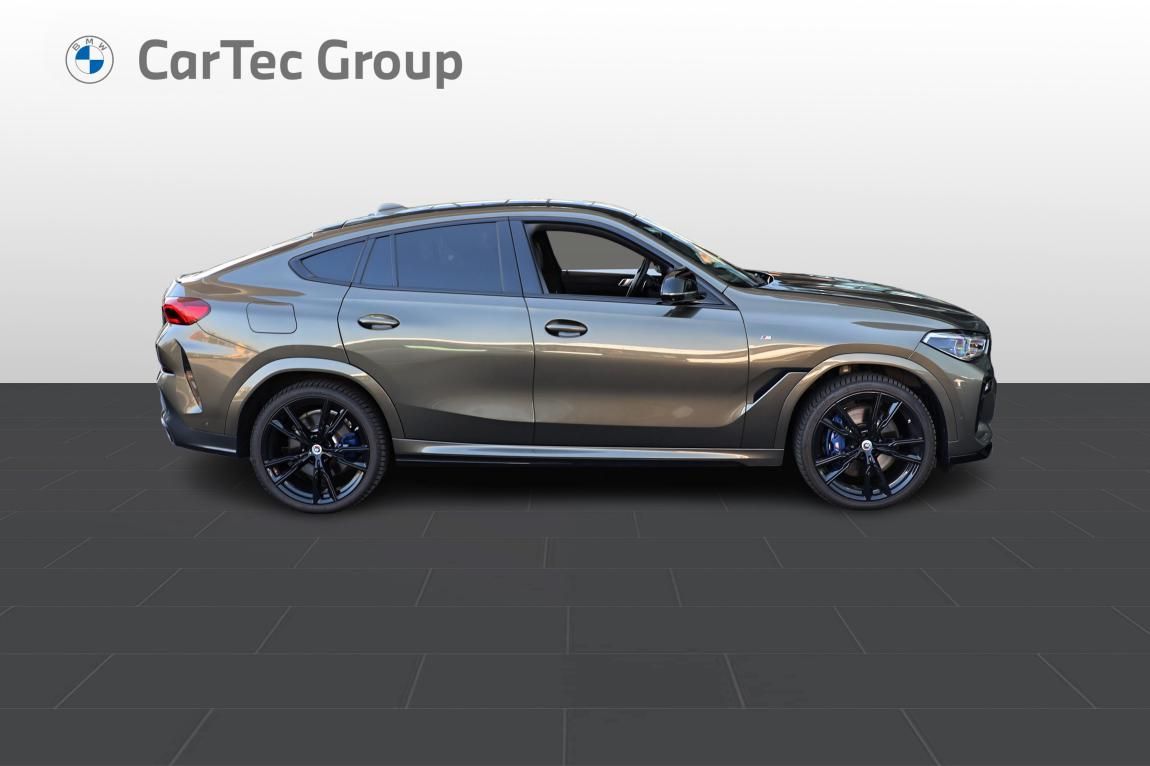 BMW X6, M50i - fotka 5