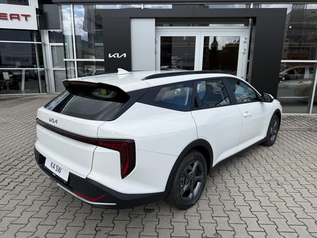 Kia K4, 1,0 T-GDi 85 kW SPIN - fotka 3