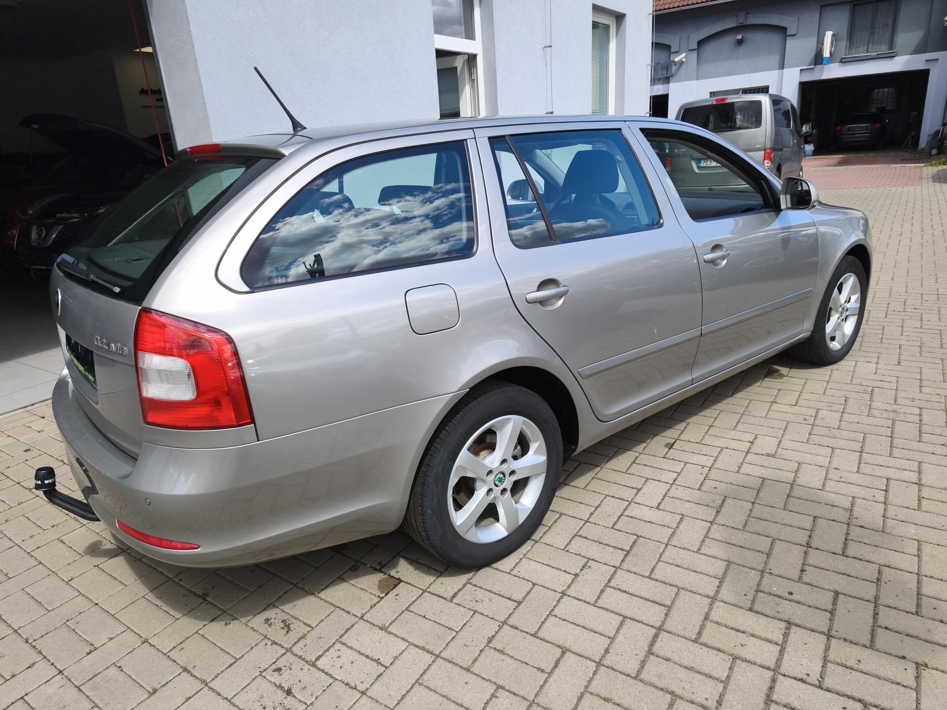 Škoda Octavia, 1,4Tsi-90kW - fotka 6