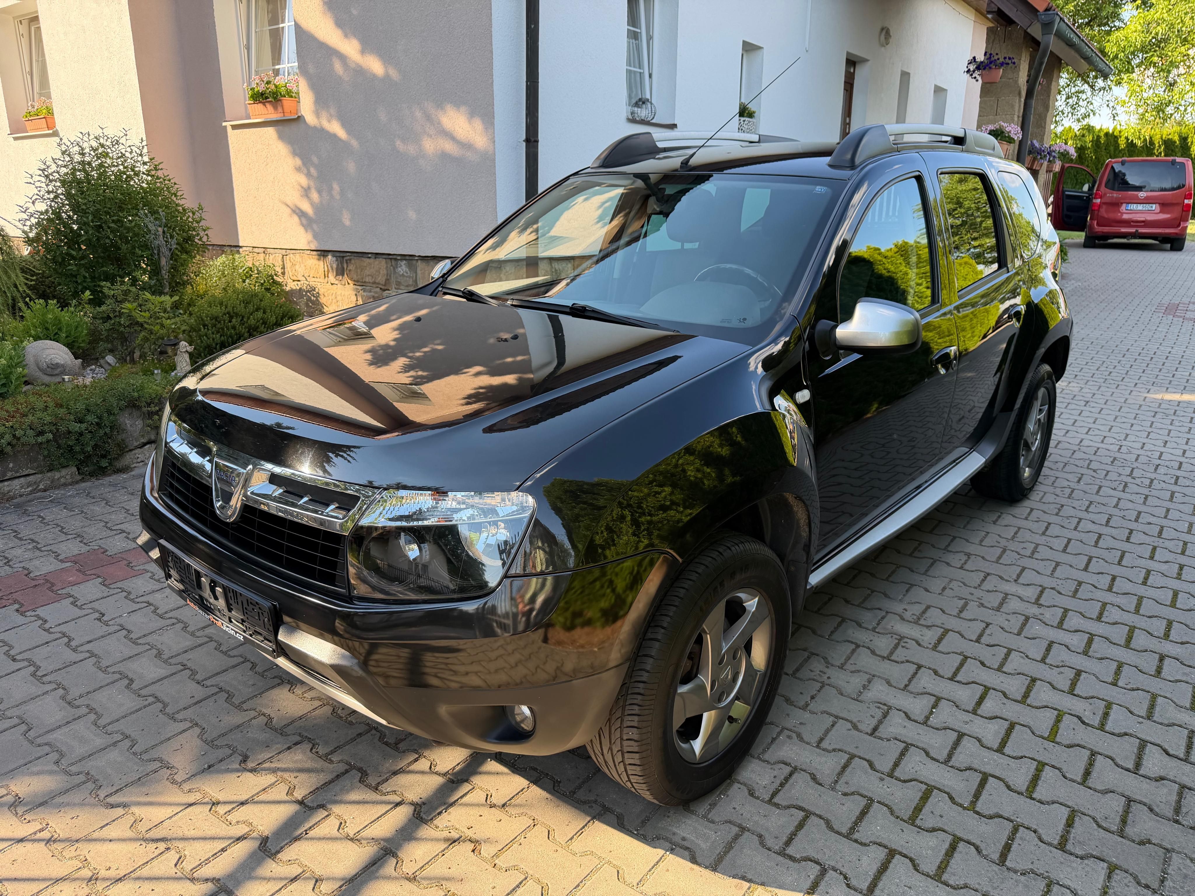Dacia Duster, 1,6i / 77kw 4x4 Tažné serviska