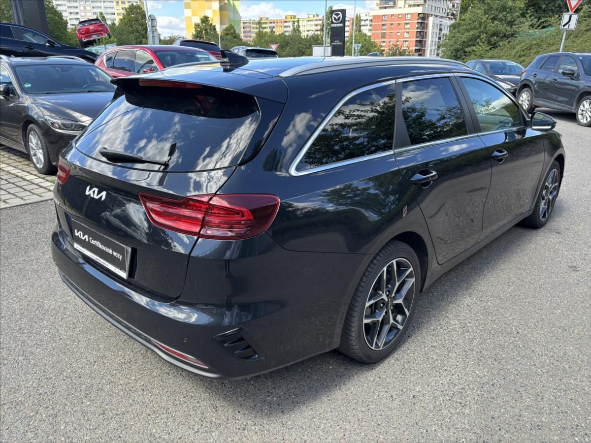 Kia Cee´d, 1,5 TGDi AT TOP ZÁRUKA CARPLAY - fotka 5