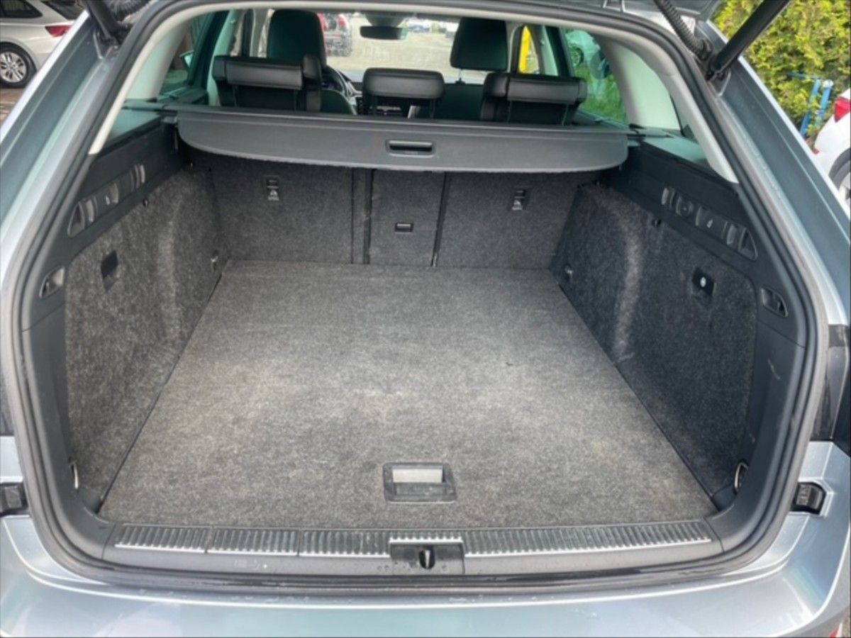 Škoda Superb, 2,0 TSI 200 Sc. 4x4 AT - fotka 6