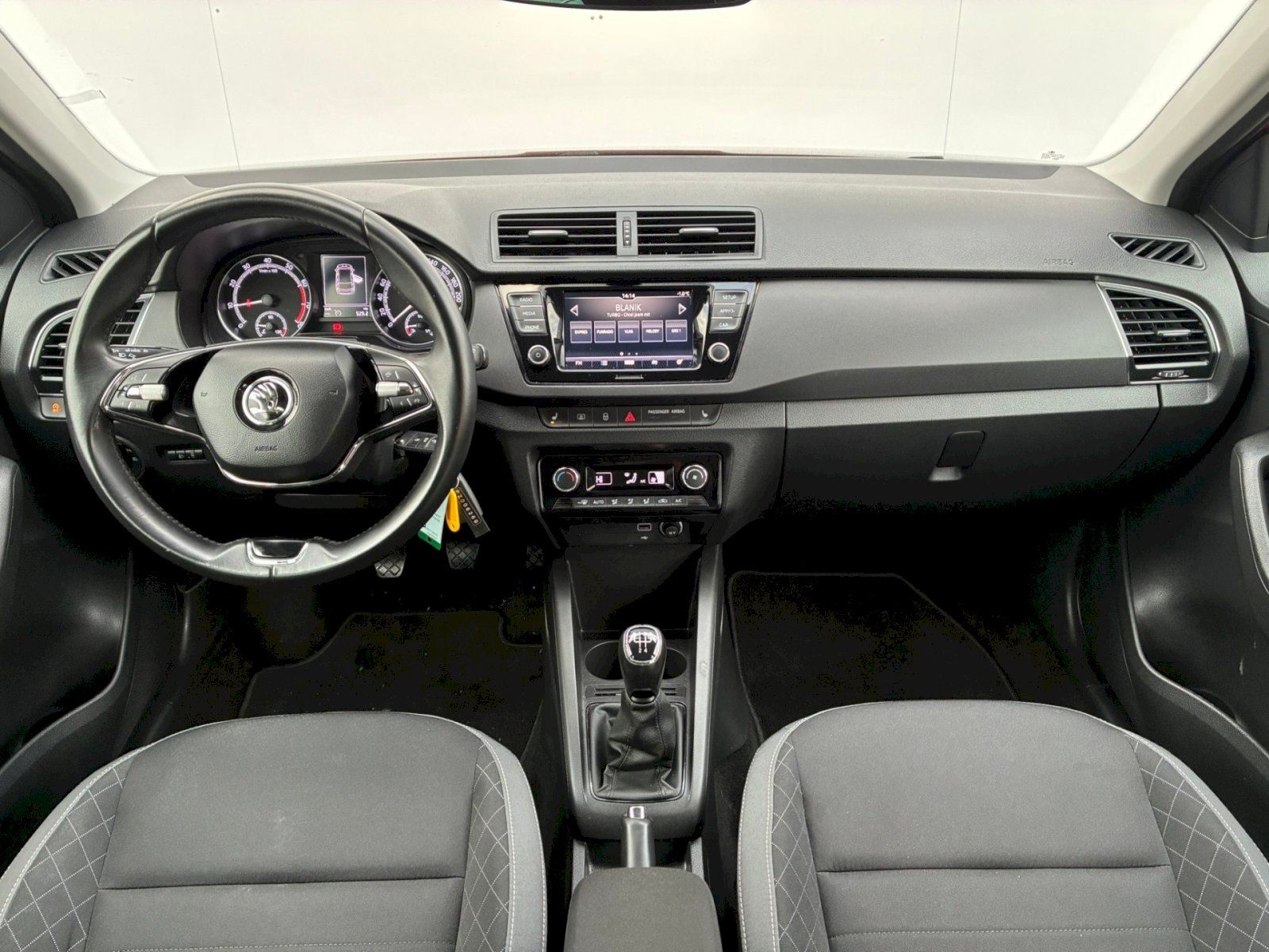 Škoda Fabia, 1.0 TSI 70kW Ambition Combi To - fotka 5