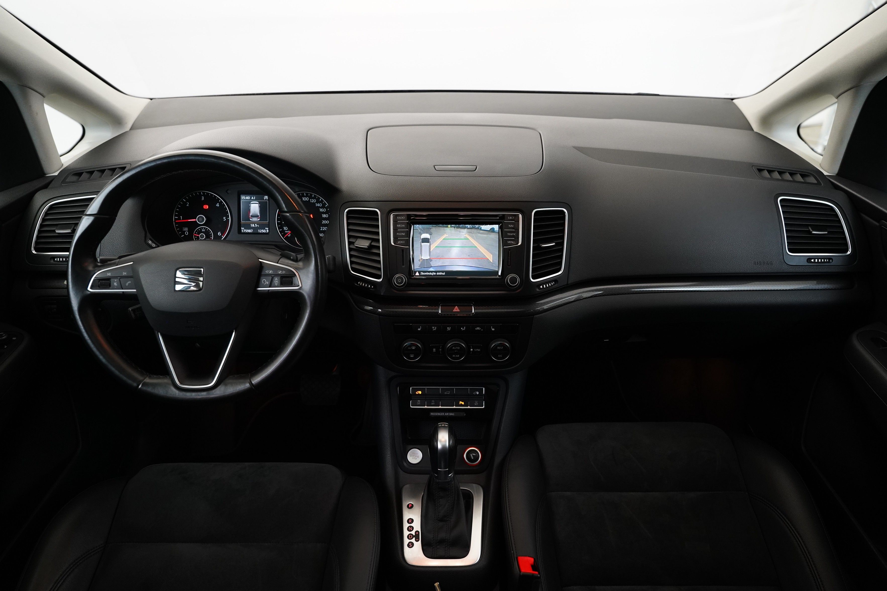 Seat Alhambra, 2.0 TDI 135 kW Style Plus - fotka 5