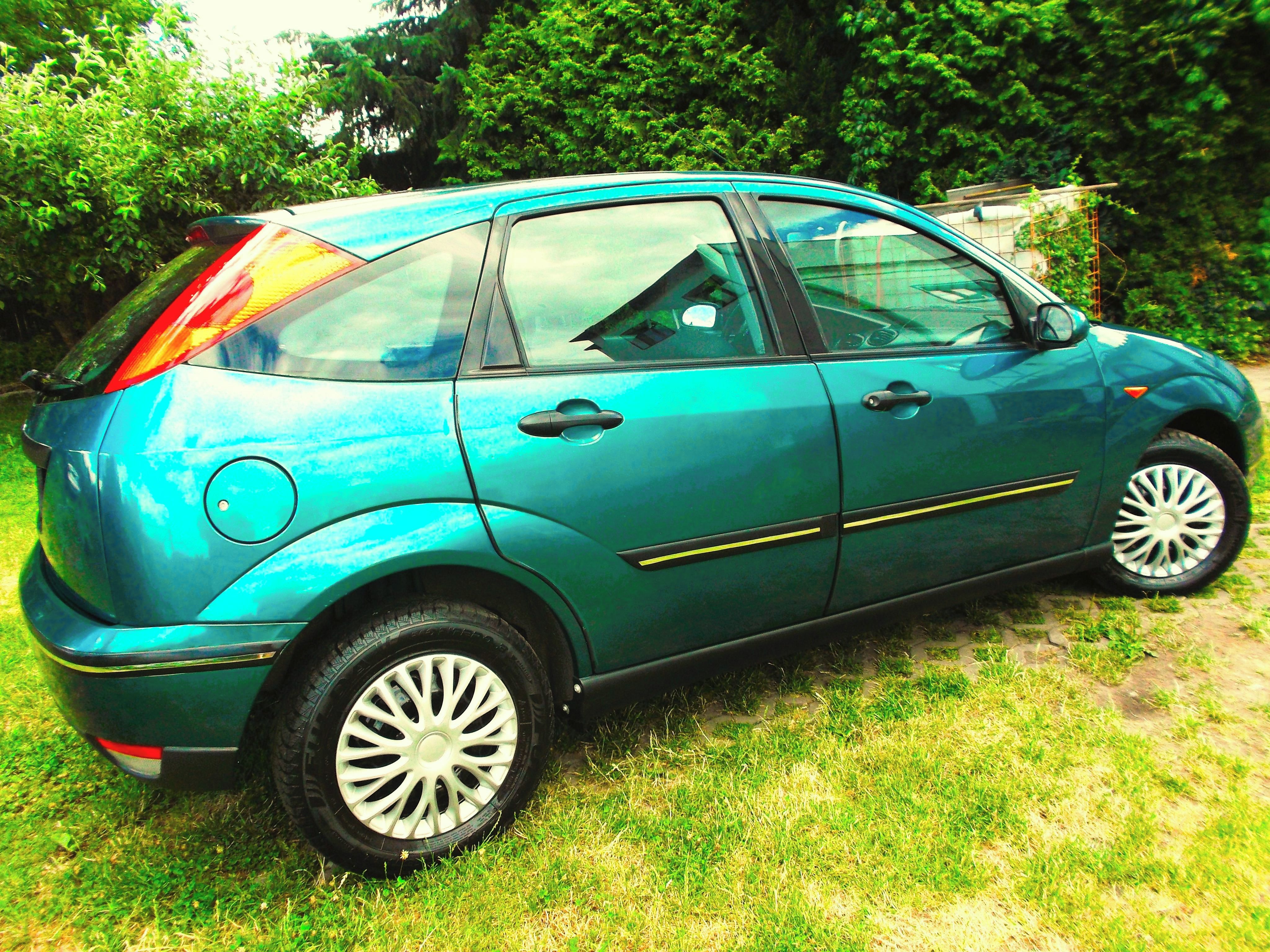Ford Focus, 1.8i-bohatá výbava-nová tk - fotka 2