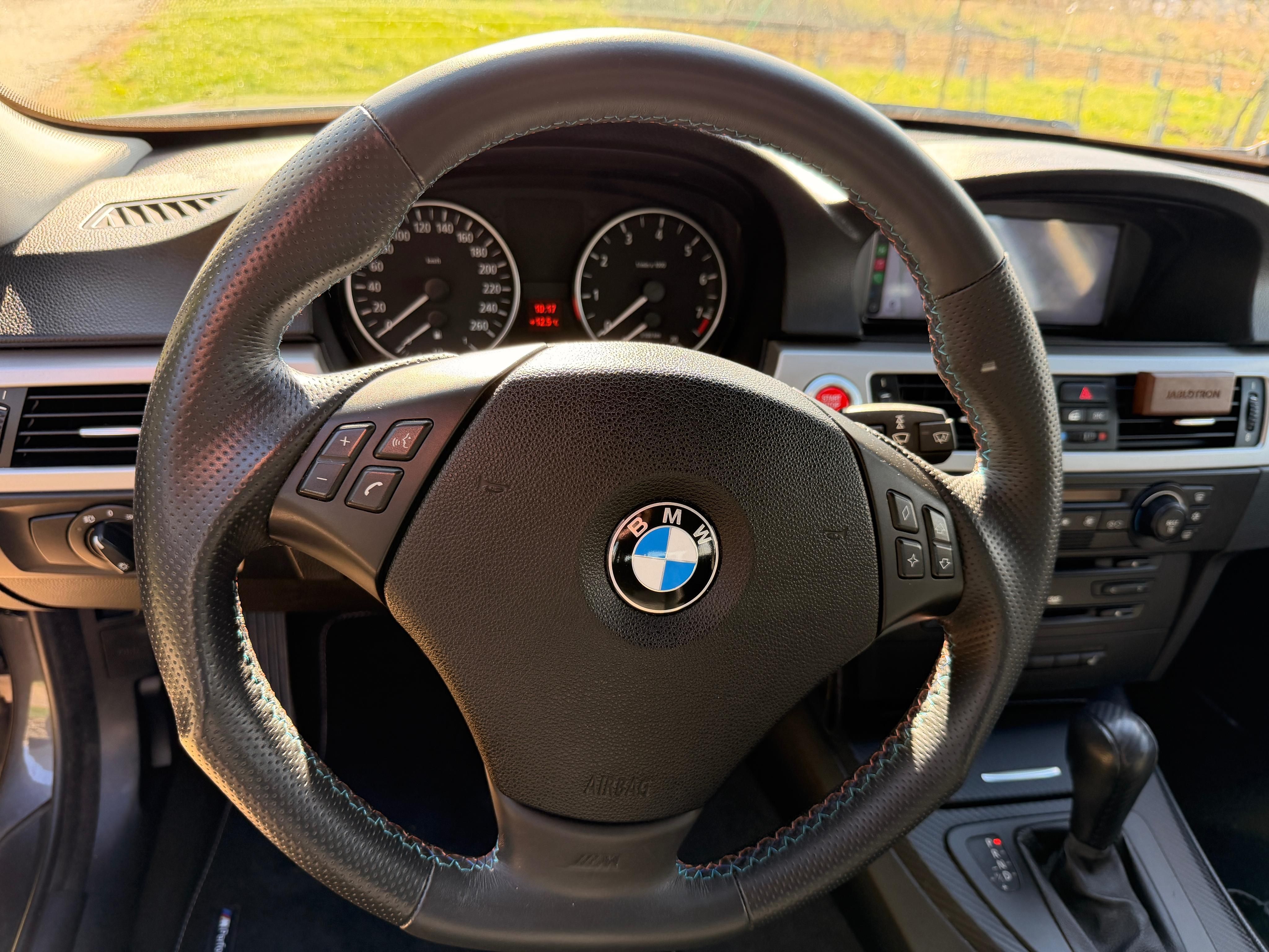 BMW Řada 3 - fotka 5