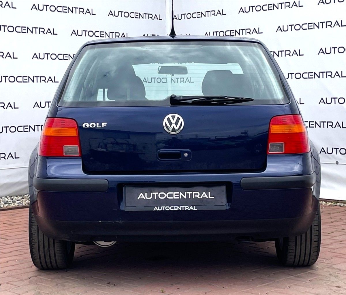 Volkswagen Golf, 1,4 i 16v 55kw servis - fotka 5