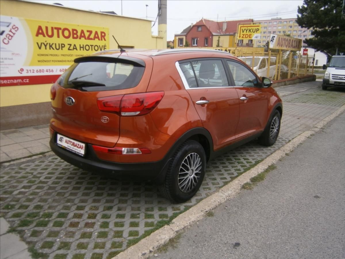 Kia Sportage, 1,6 GDi 99 KW - fotka 5