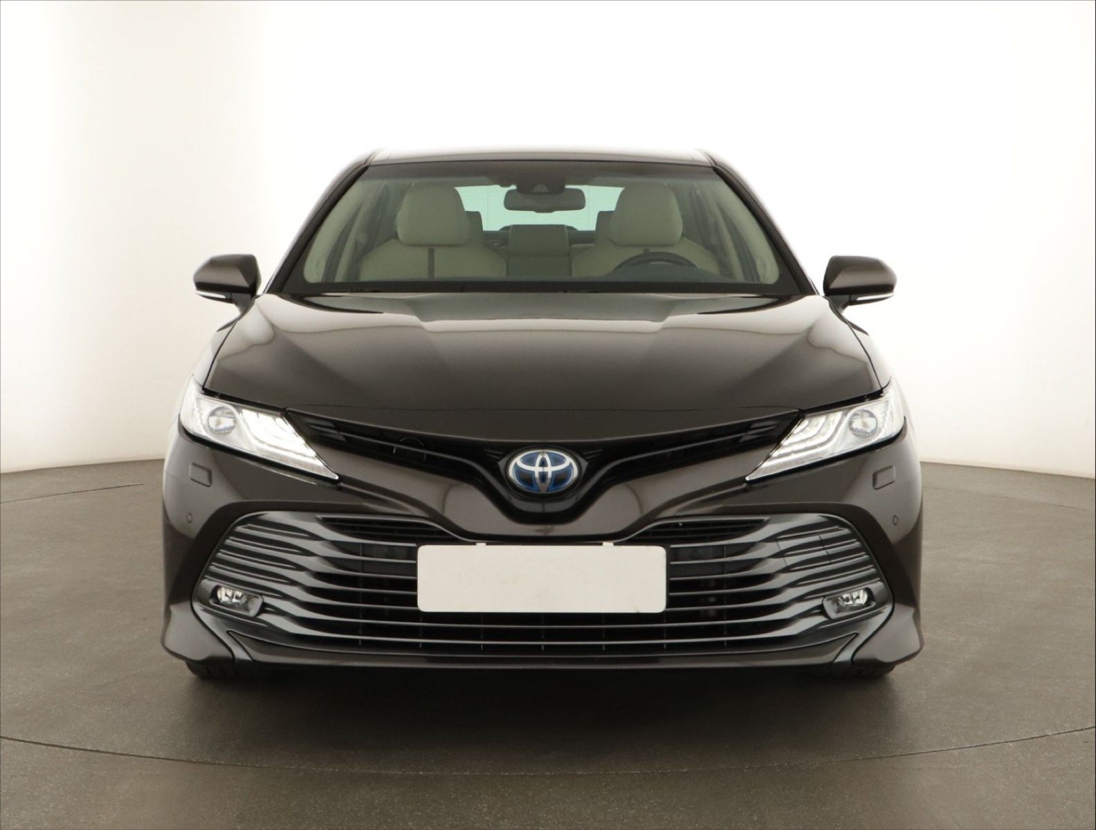 Toyota Camry, 2.5 Hybrid, Automat, ČR,1.maj - fotka 2