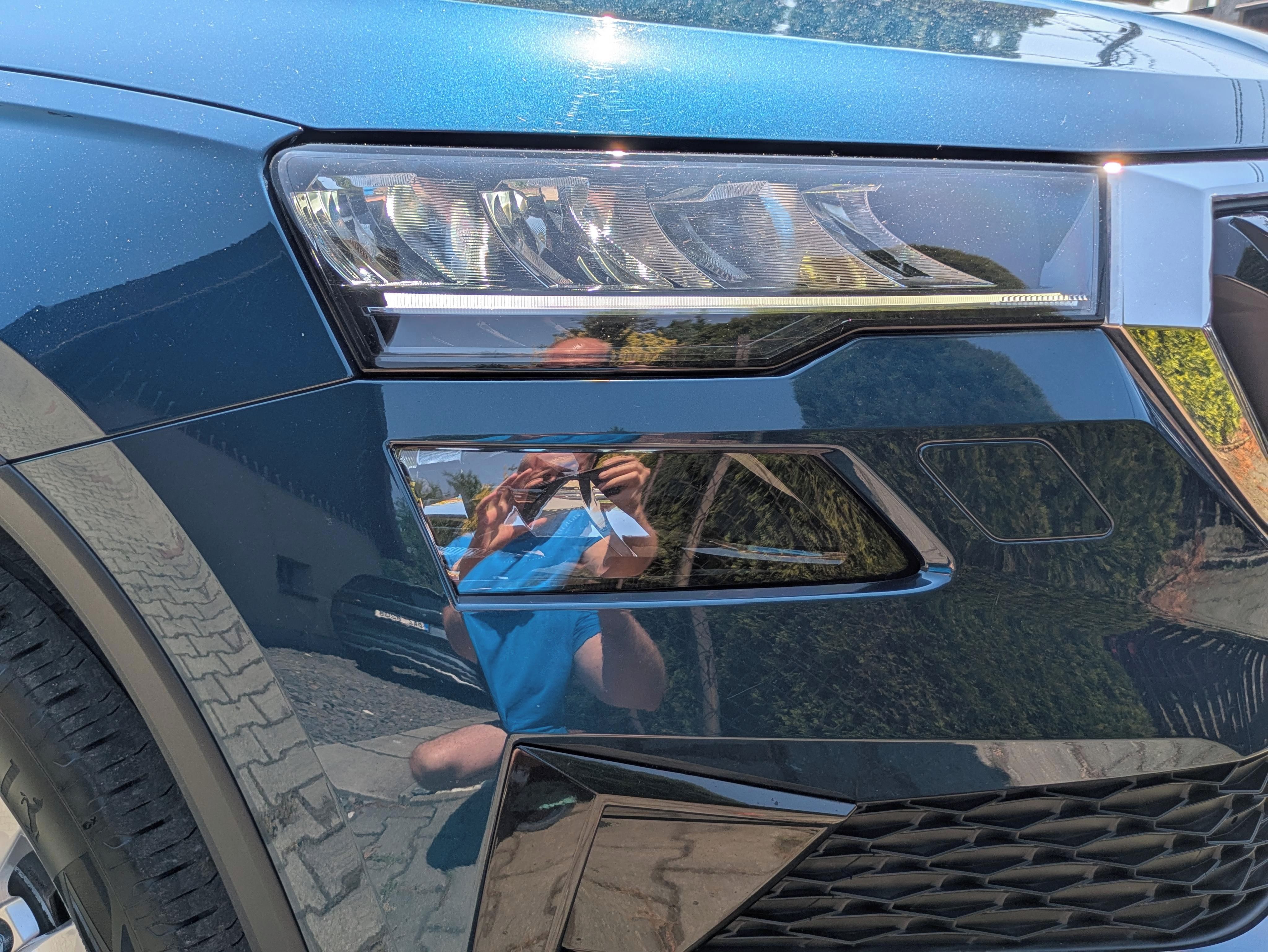 Škoda Karoq, 1.5Tsi 110kw Dsg ČR 1. Maj. - fotka 3