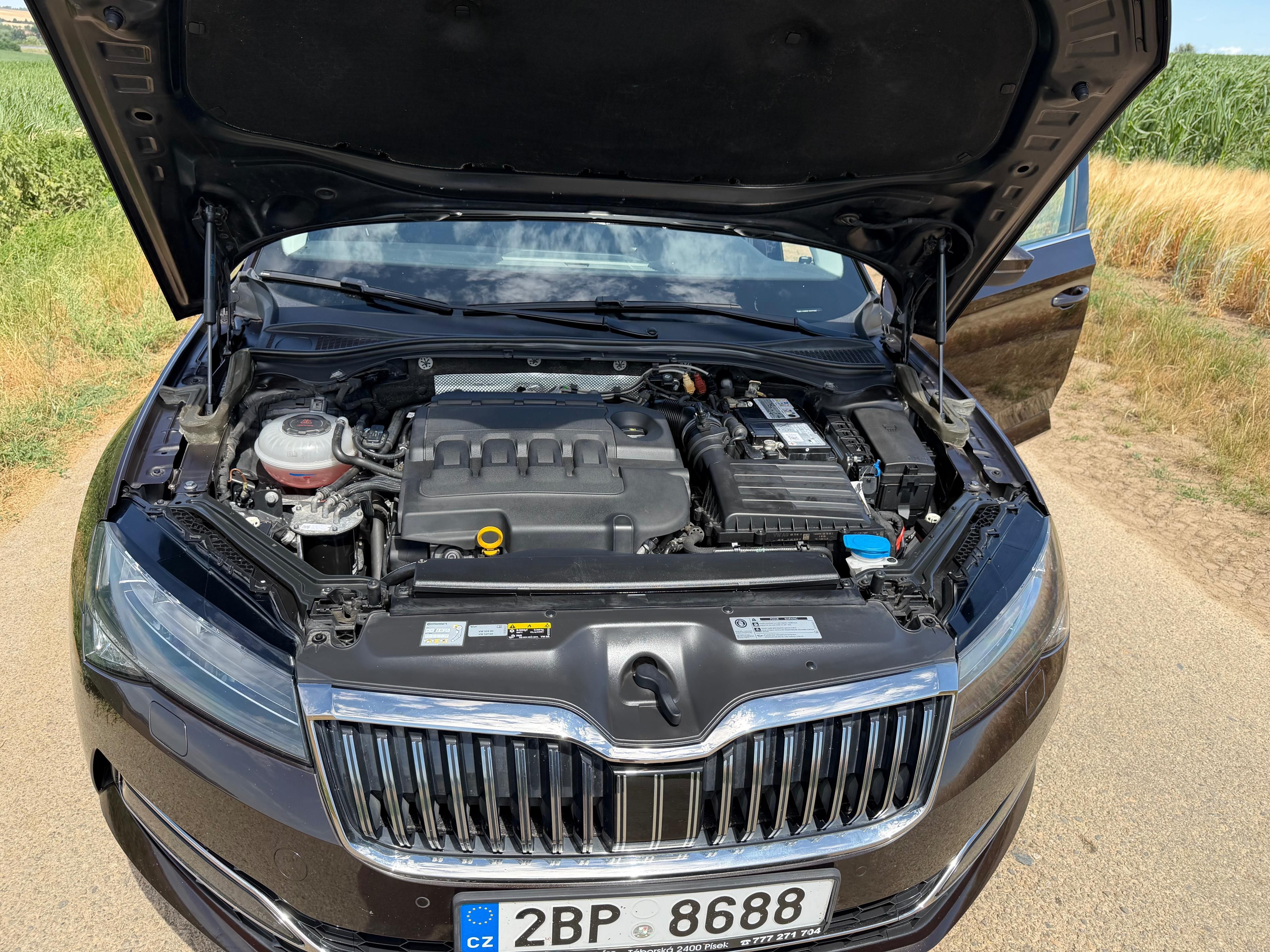 Škoda Superb - fotka 3