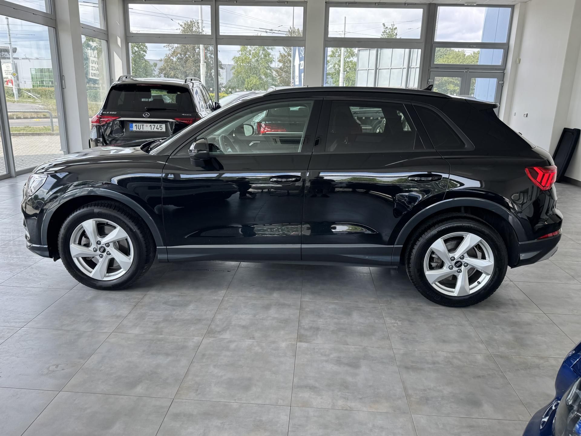 Audi Q3, 40TDi AUT QUATTRO LED NAVI ACC - fotka 4