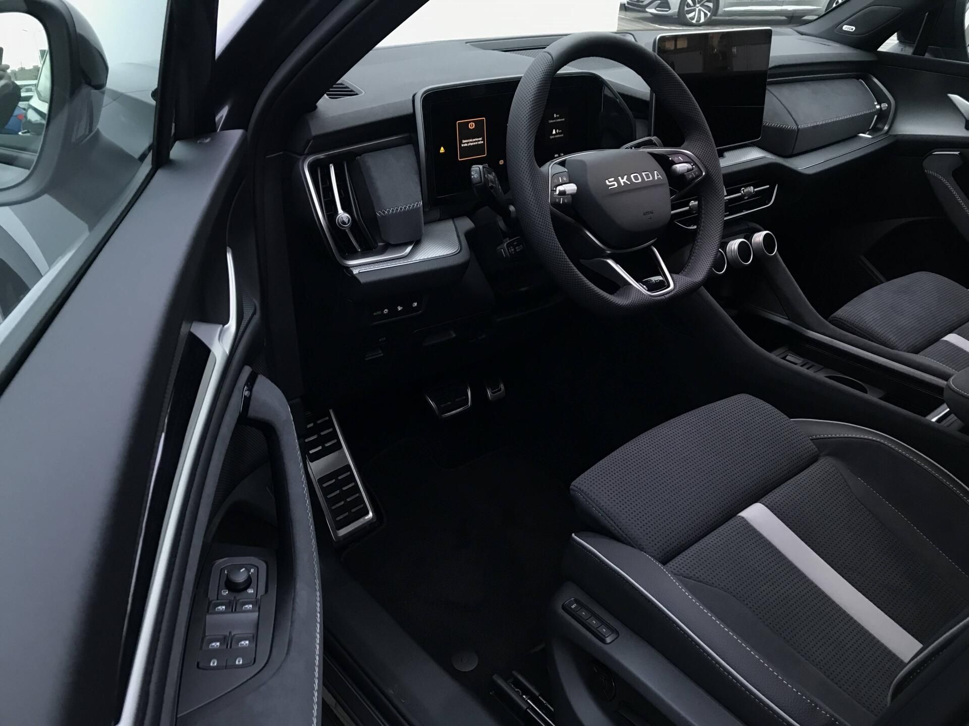 Škoda Kodiaq, Sportline 7DSG  2,0TDI - fotka 3