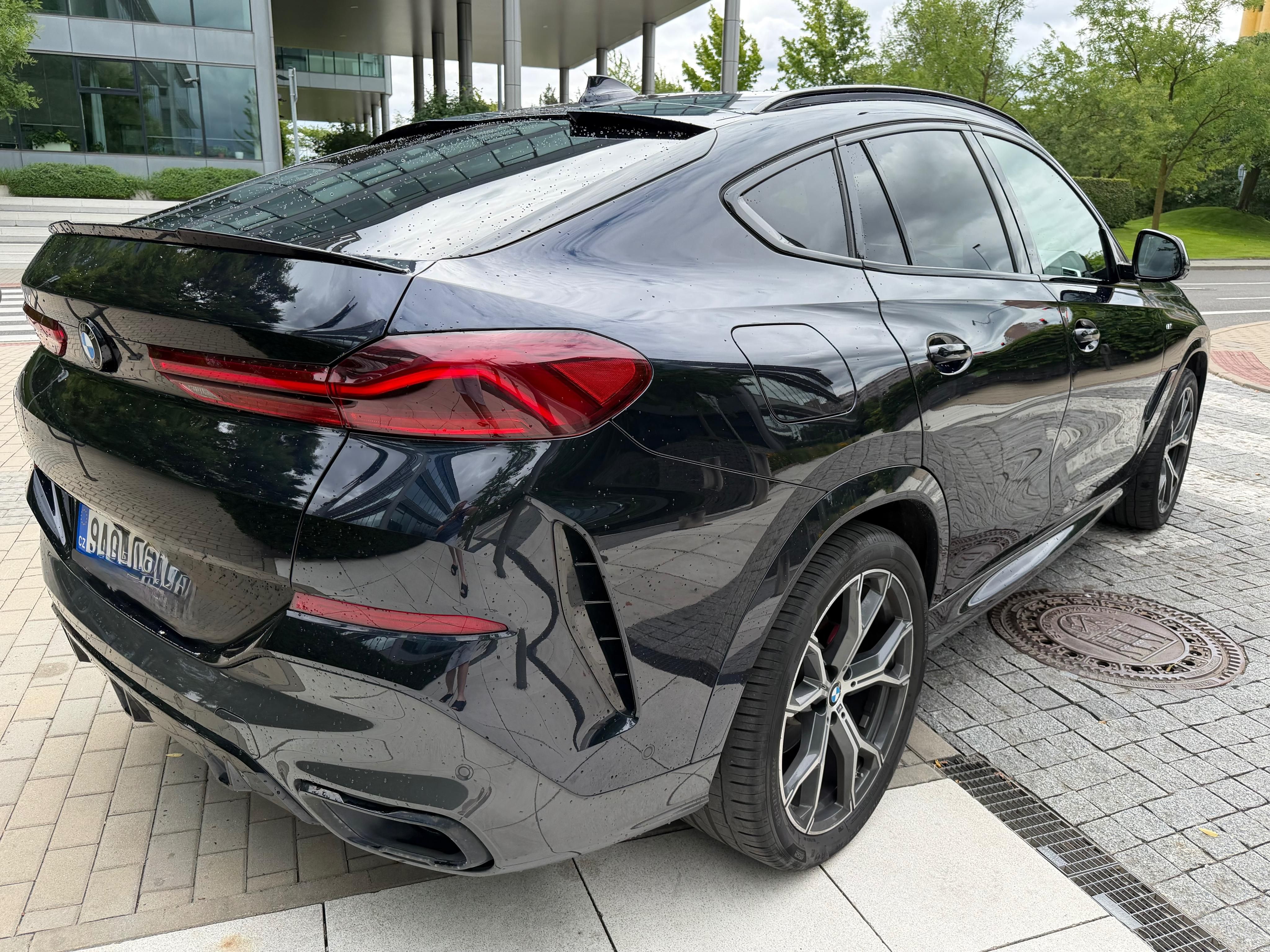 BMW X6, zimní kola,CZ,servis,audio,STK - fotka 4
