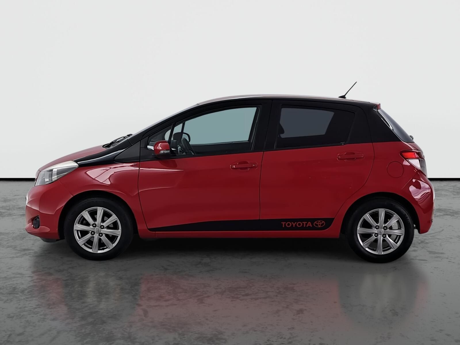 Toyota Yaris, 1.0 VVT-i, Klima, El. okna - fotka 3