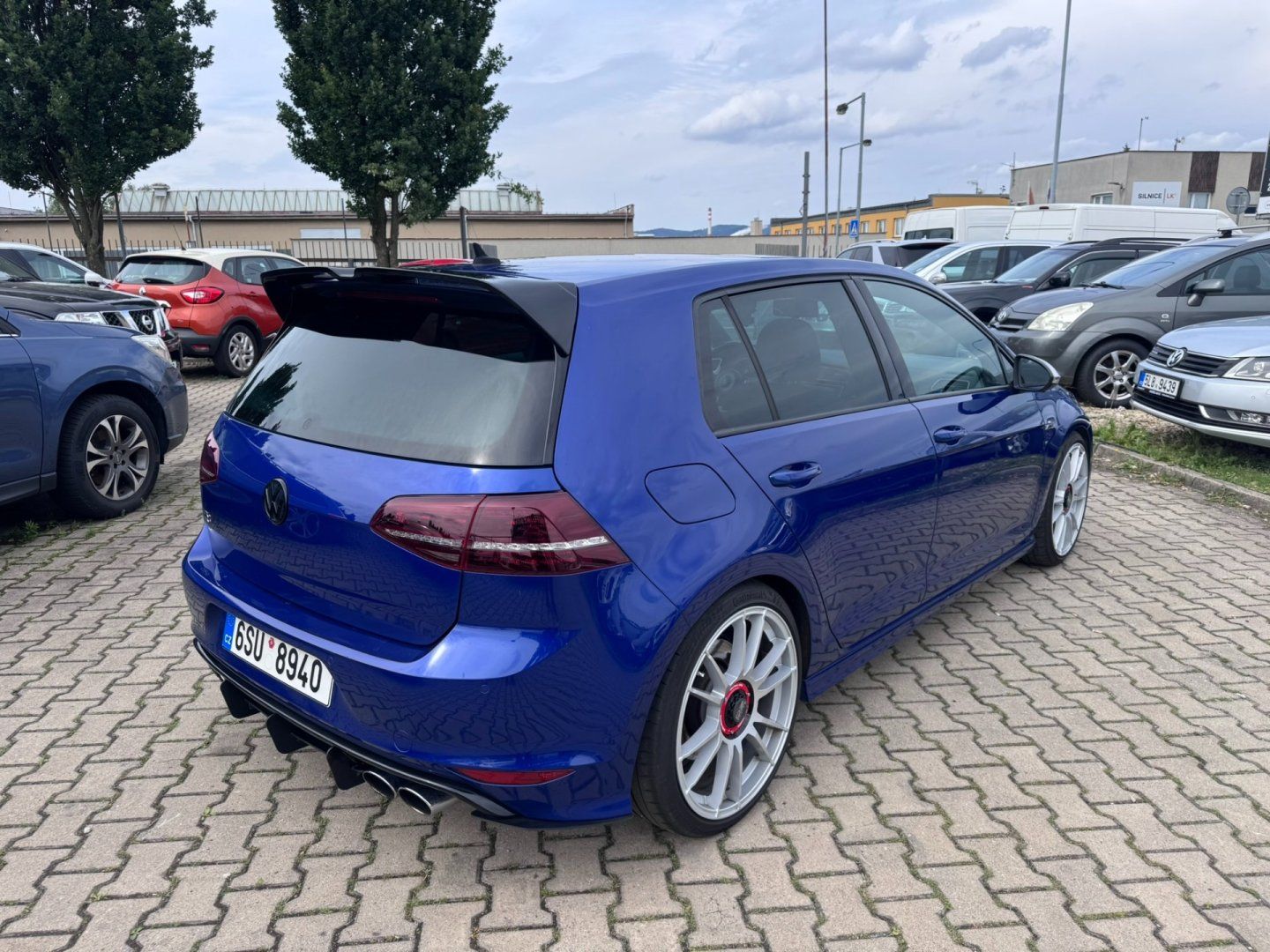 Volkswagen Golf, R 2,0 TSI 221 KW 420 HP MANUÁL - fotka 6