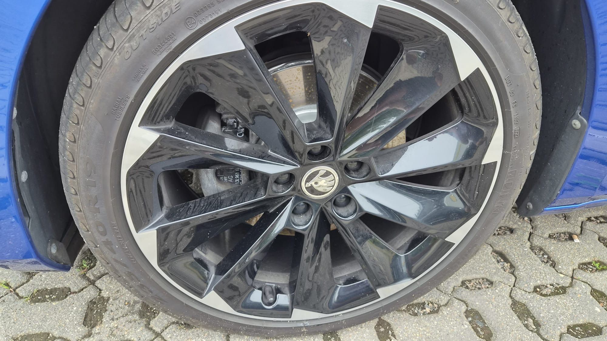 Škoda Superb, sportline 2.0tdi - fotka 5