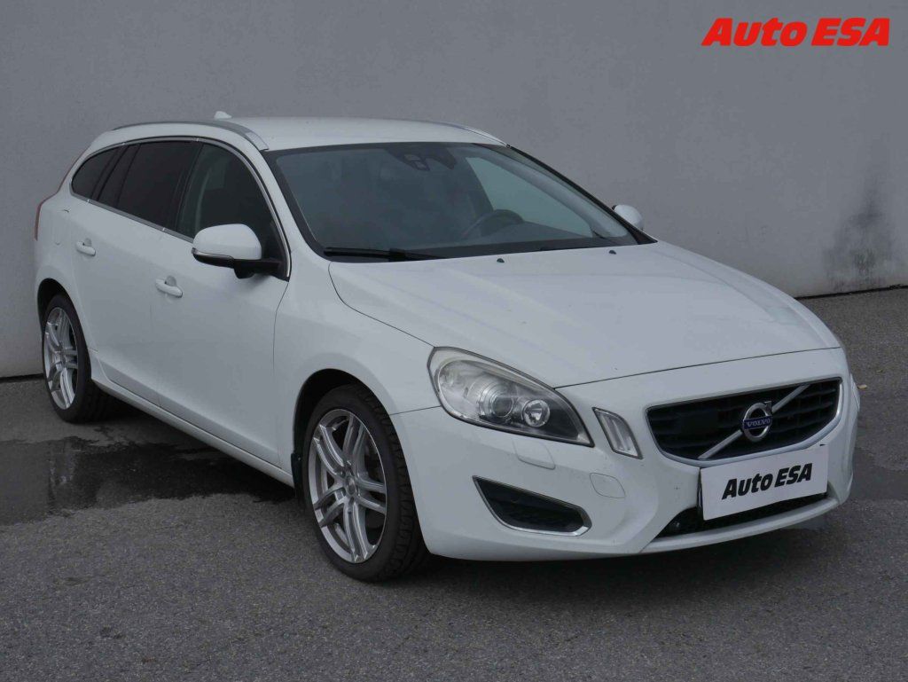 Volvo V60, 2.0D