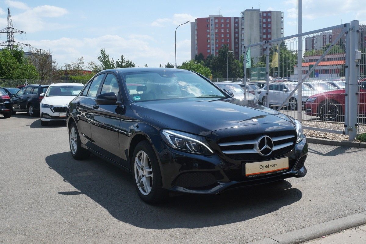Mercedes-Benz Třídy C, 2.0 CDI 125kW - fotka 3