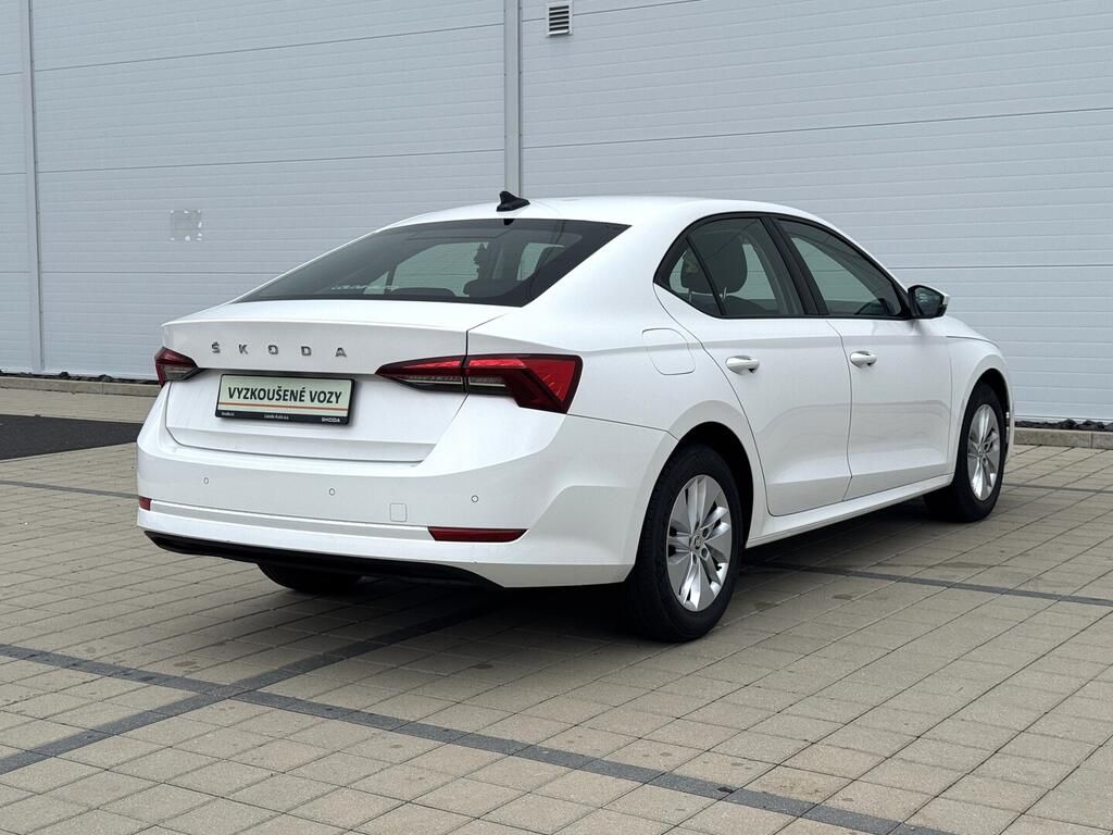 Škoda Octavia, Active 1.5 TSI 110 kW - fotka 5